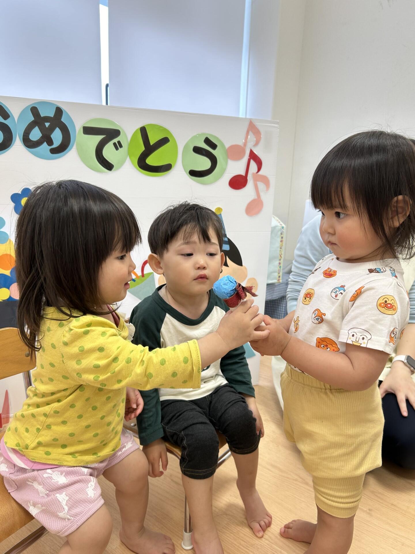 インタビュアーは新入園児さんが担当してくれました！