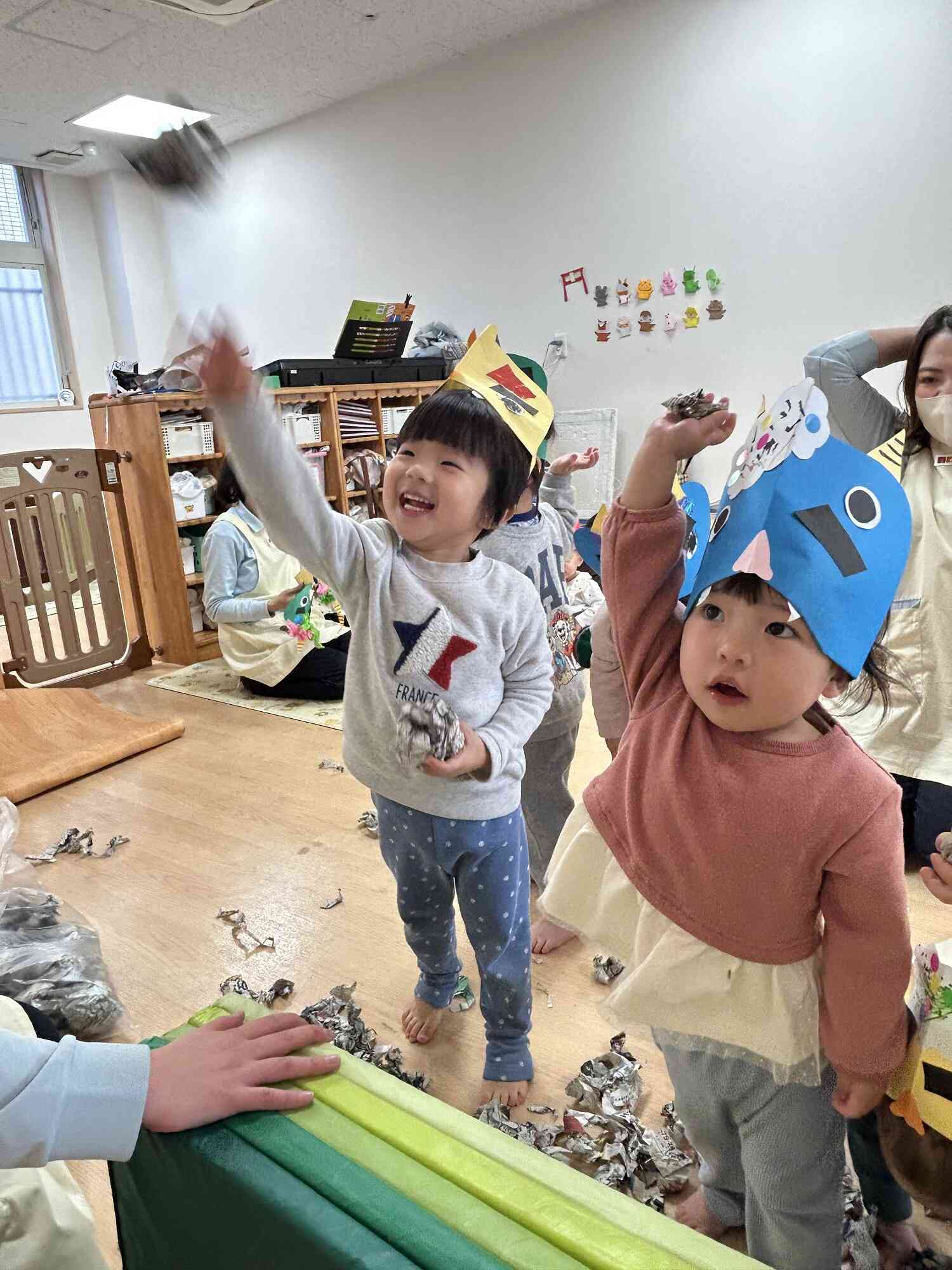 「おにはそと~ふくはうち~♪」