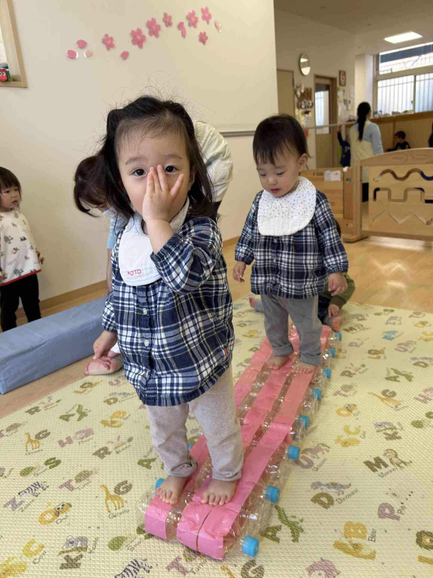 私たちも一本橋したよ♬