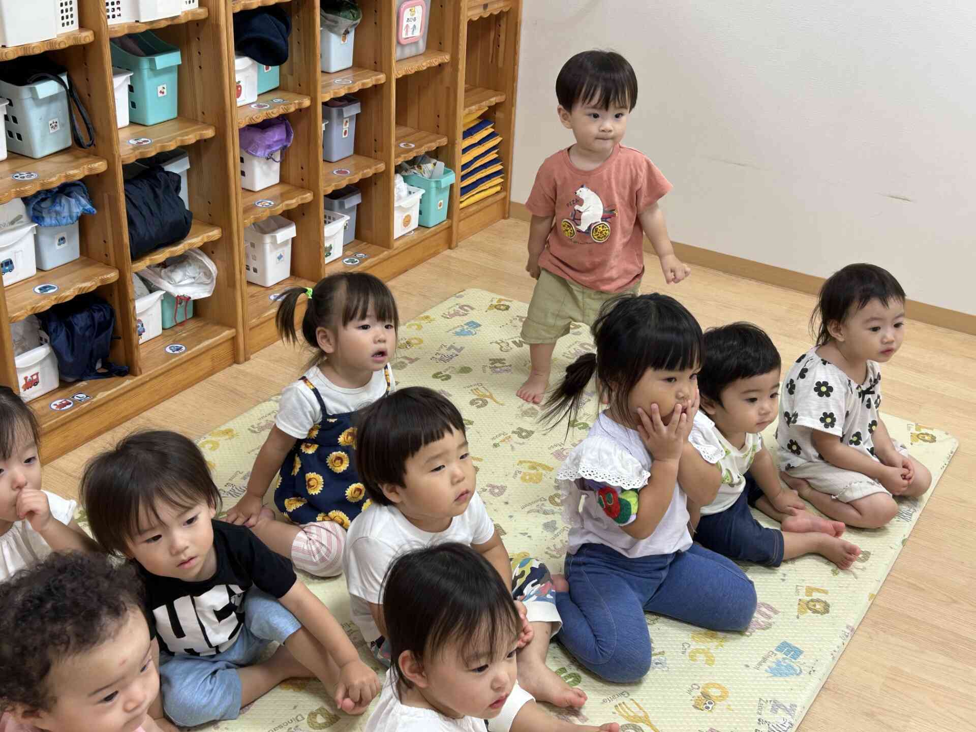 みんなが見守る中、流しそうめん大成功でした！