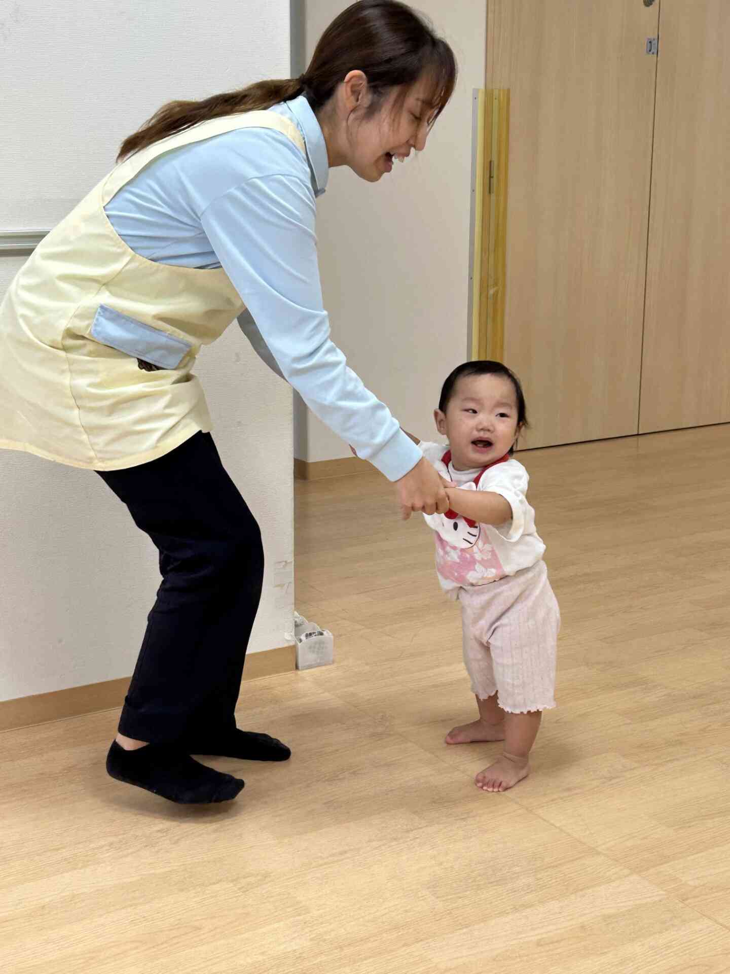 よちよち歩いて登場してくれましたよ!