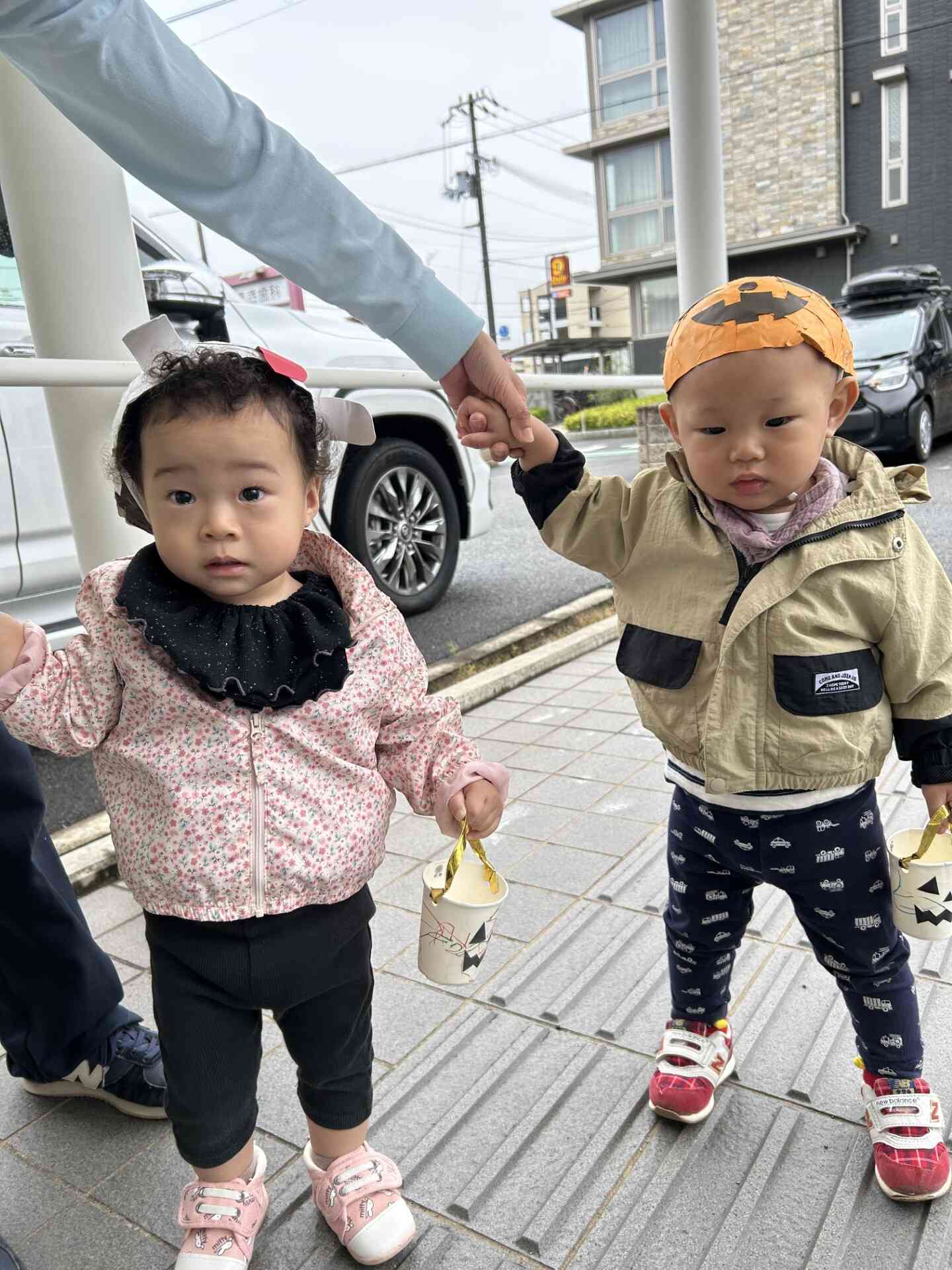 少し仮装をして作ったかばんを持っておでかけ☆