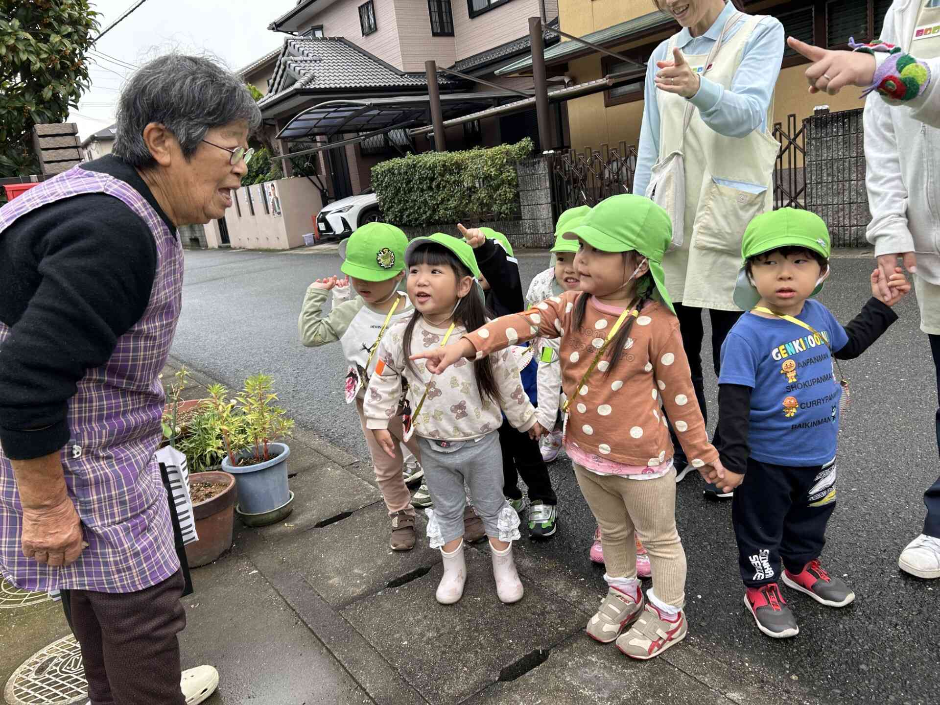仲良しのおばあちゃんにも「トリックオアトリート！」