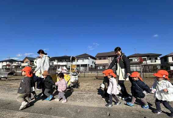 お散歩へレッツゴー～１歳児～