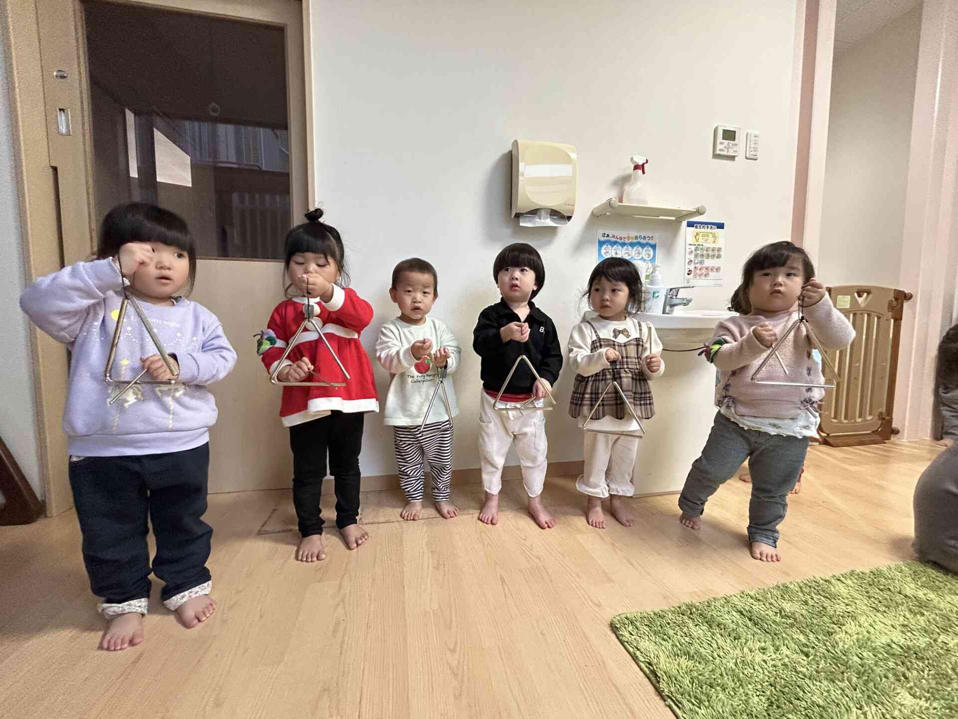 トライアングル綺麗な音だぁ〜