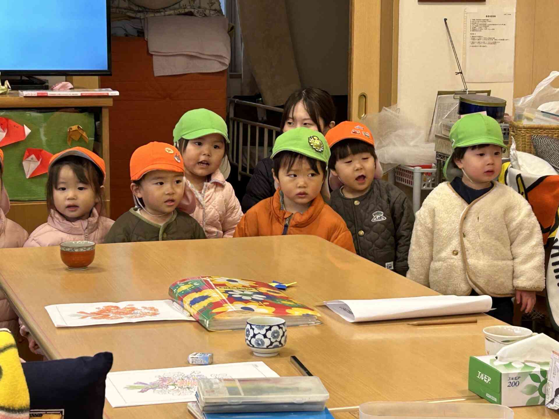 アンコールの「干支のうた」にはおじいちゃん、おばあちゃんも「すごい！」と大拍手！