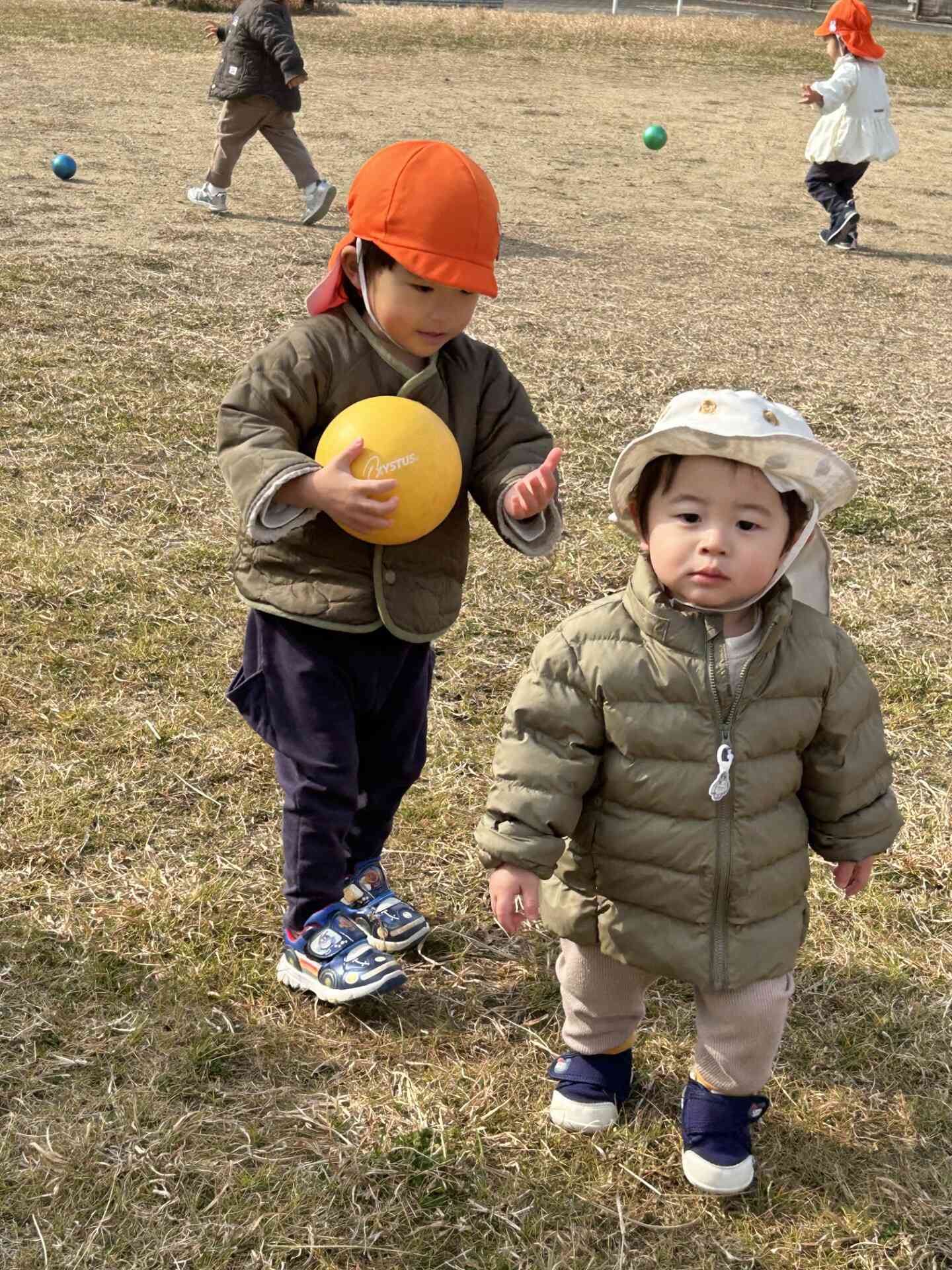 お兄ちゃん待て待て〜