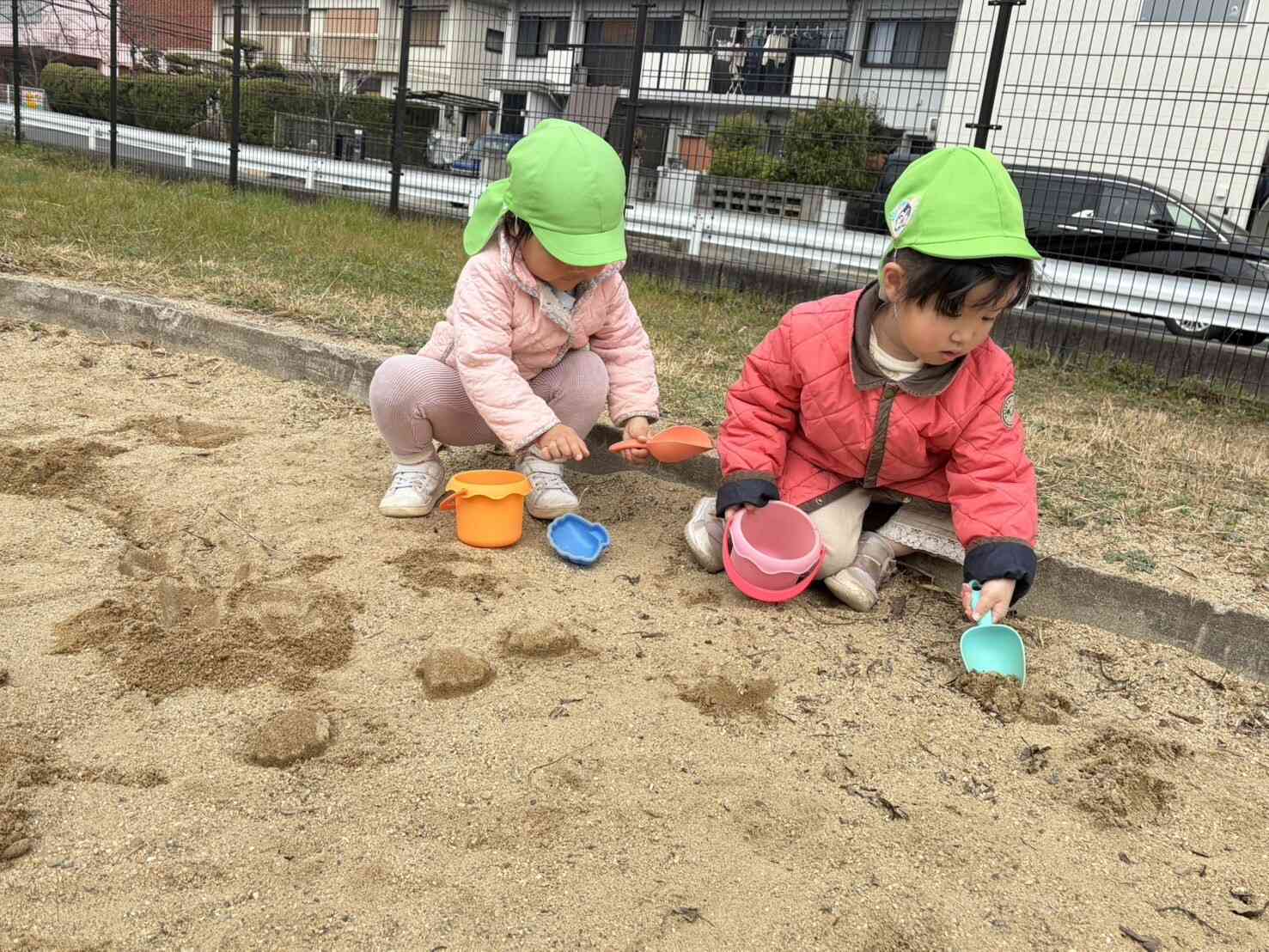 「こっちでケーキつくるからね」