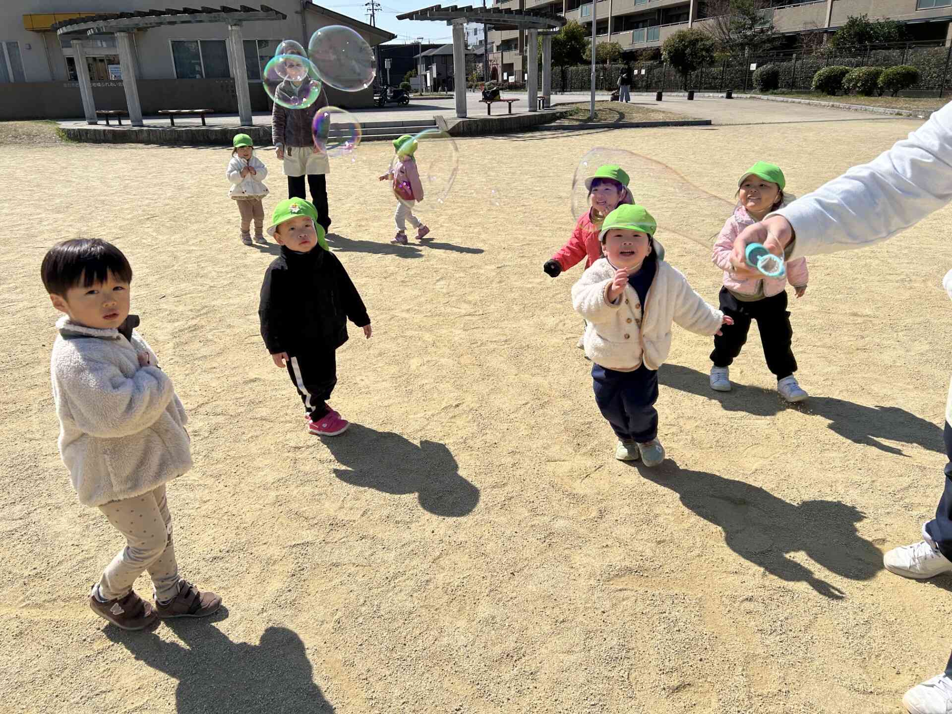 最後はみんなでシャボン玉遊び〜