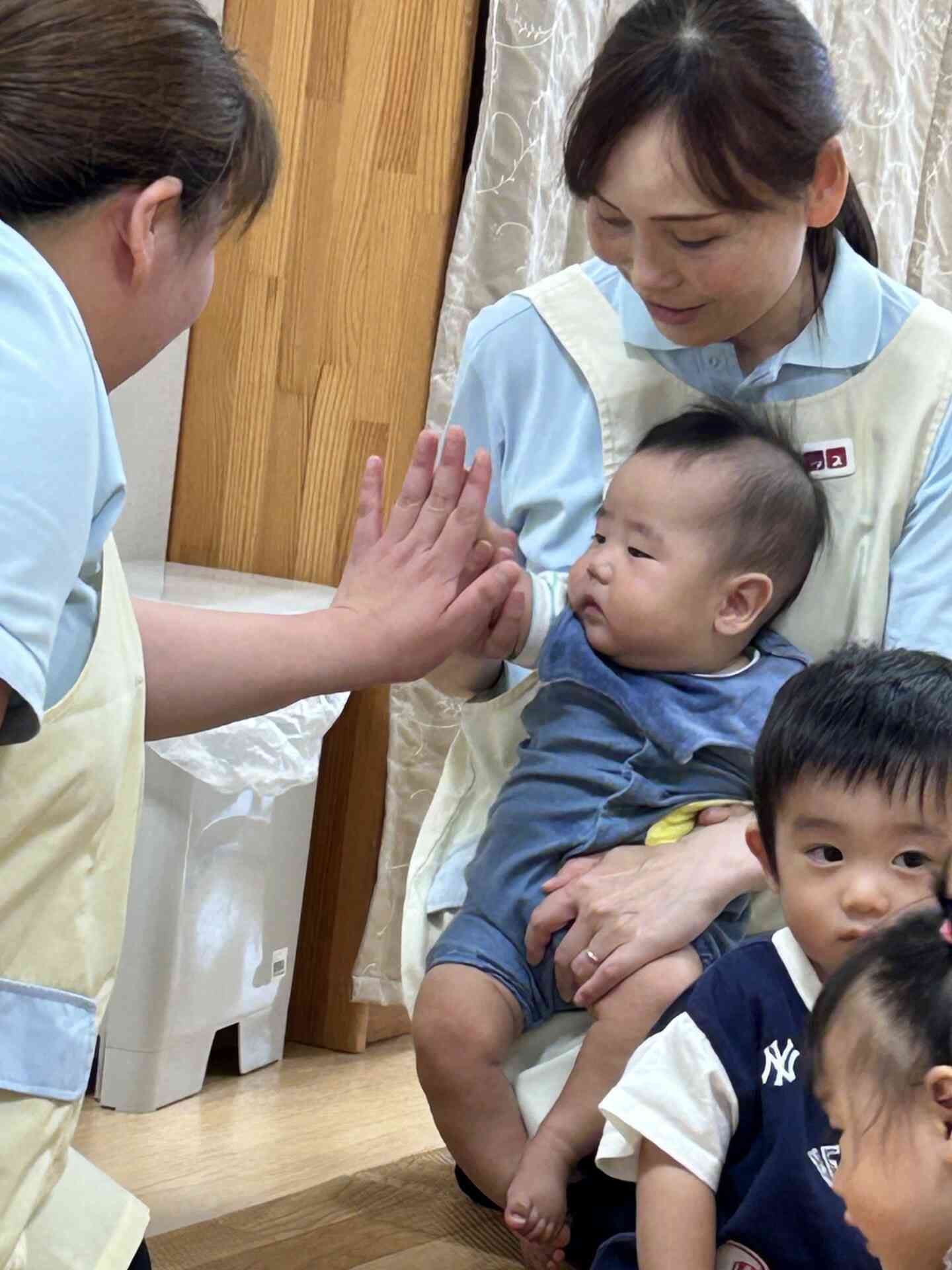 先生とタッチ‼︎してご挨拶