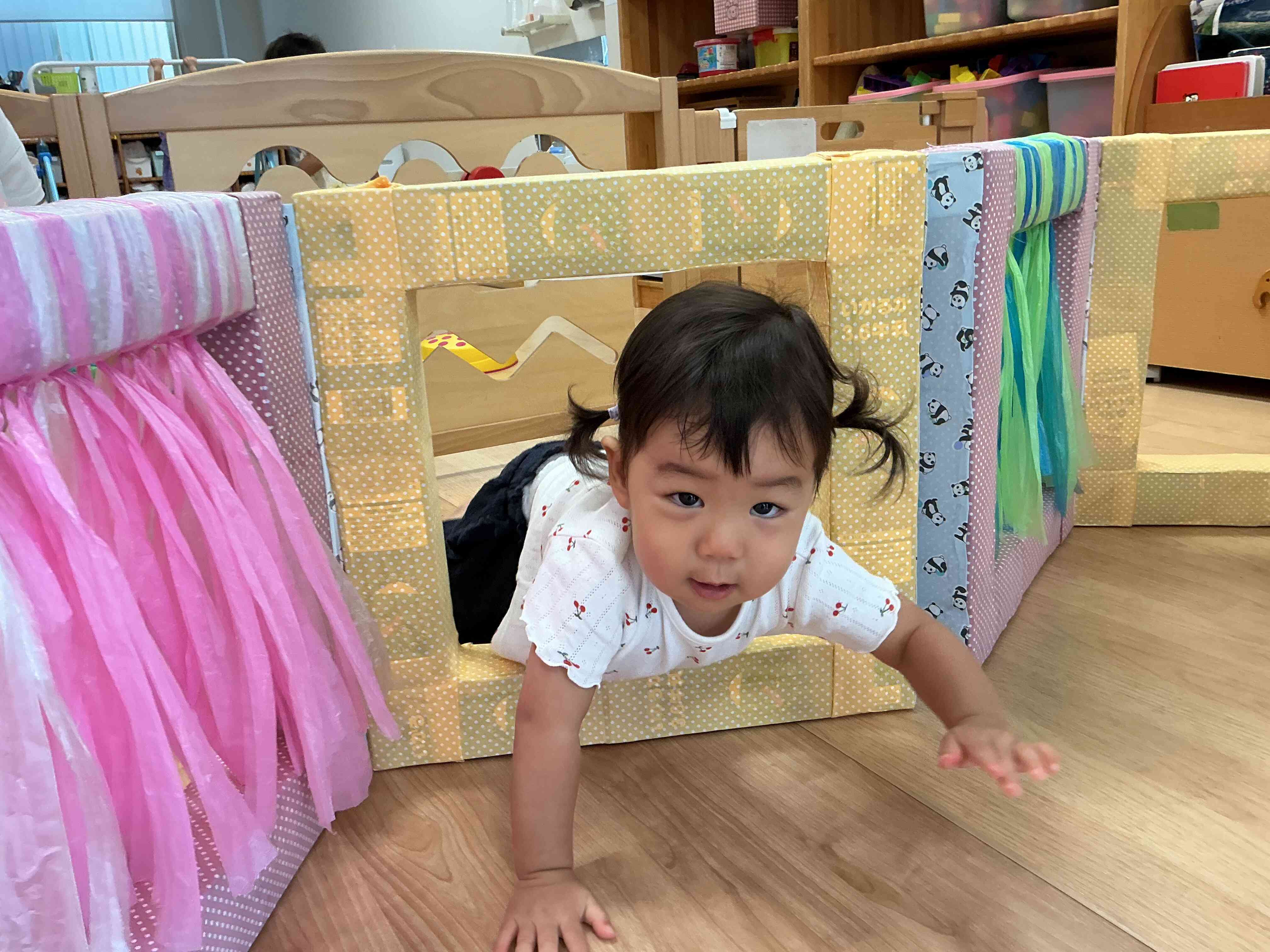 穴からばぁ！と飛び出した