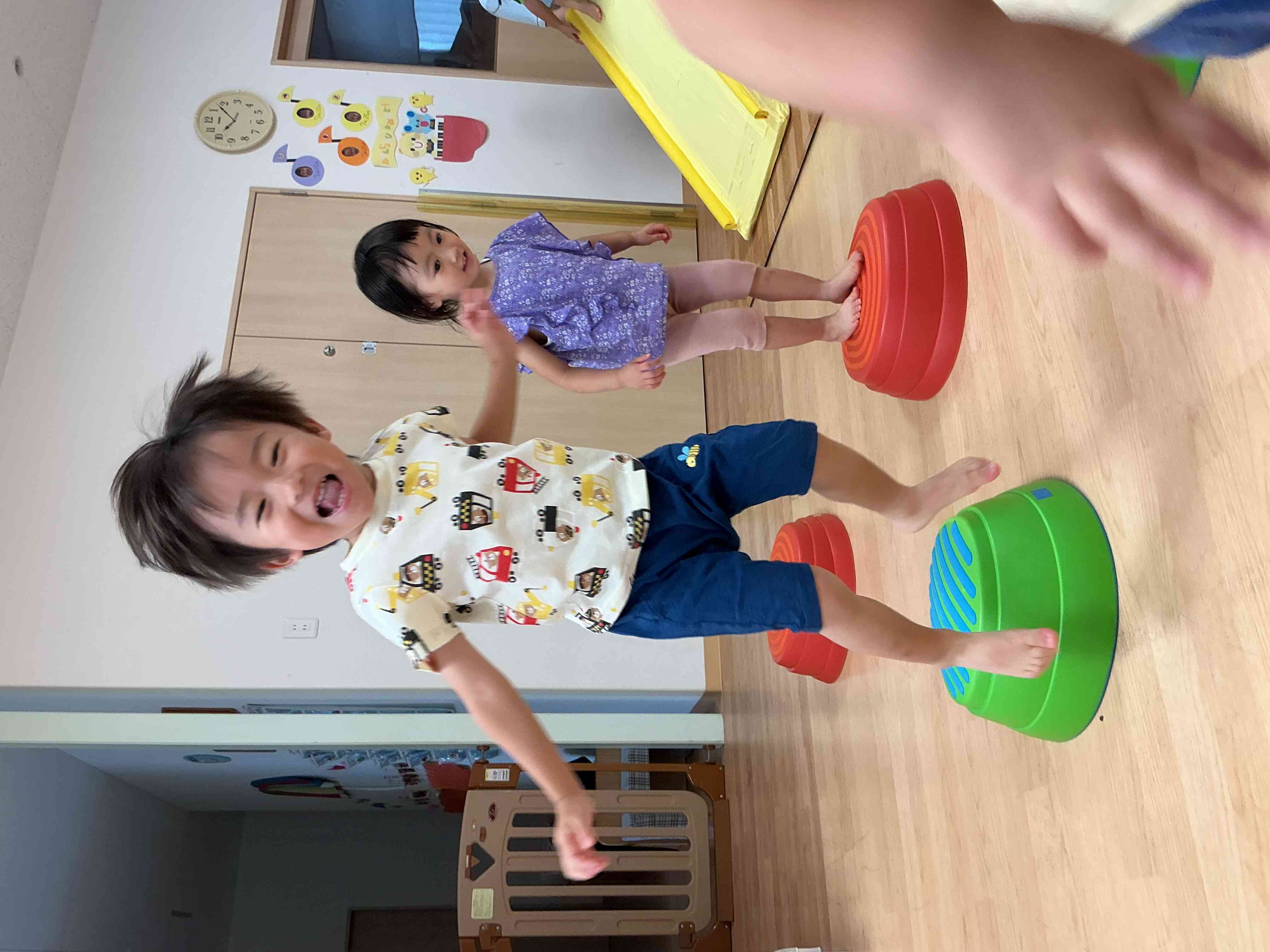 飛び石ジャーンプ！