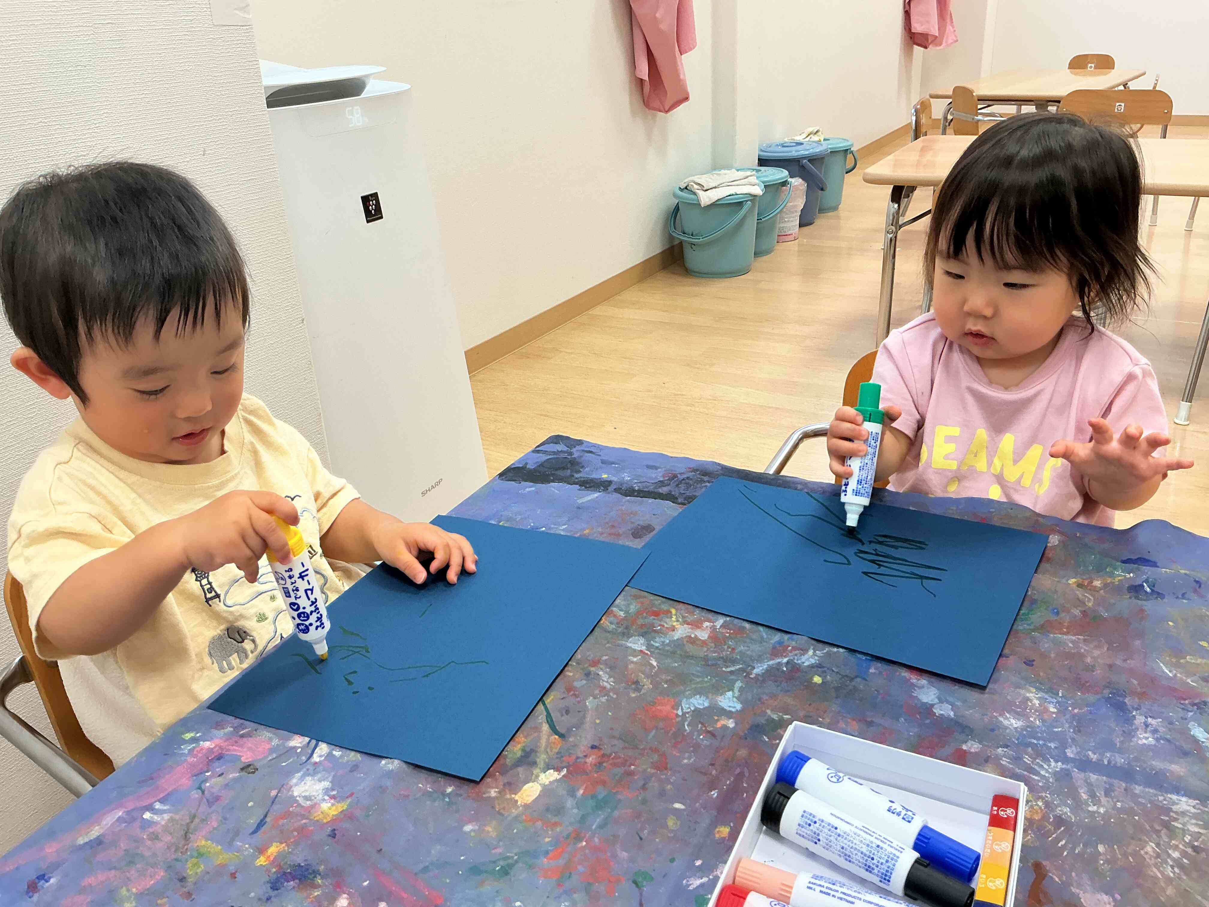 「かきかきおもしろいね」