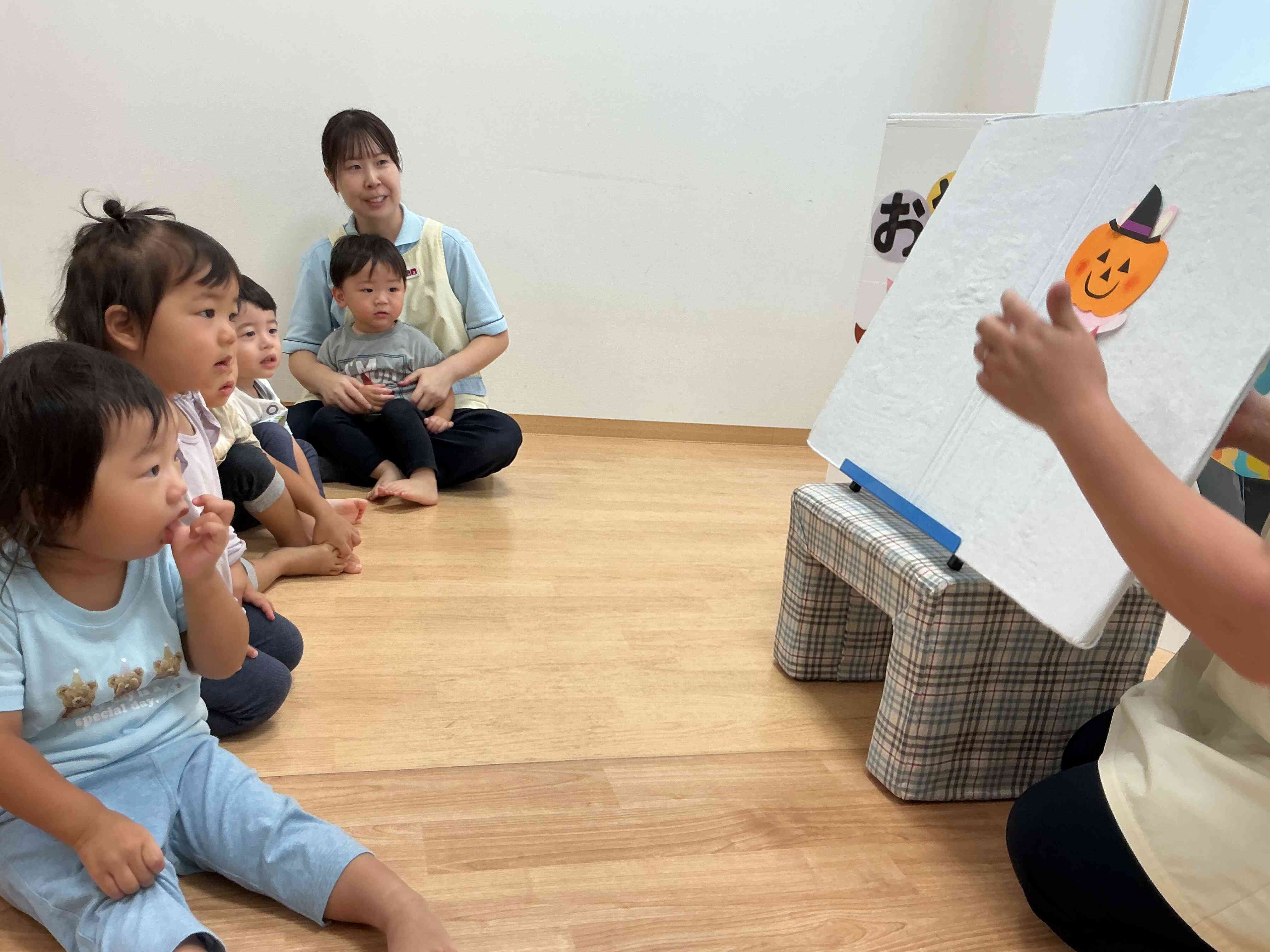 かぼちゃに変身しているのはだぁ~れ?