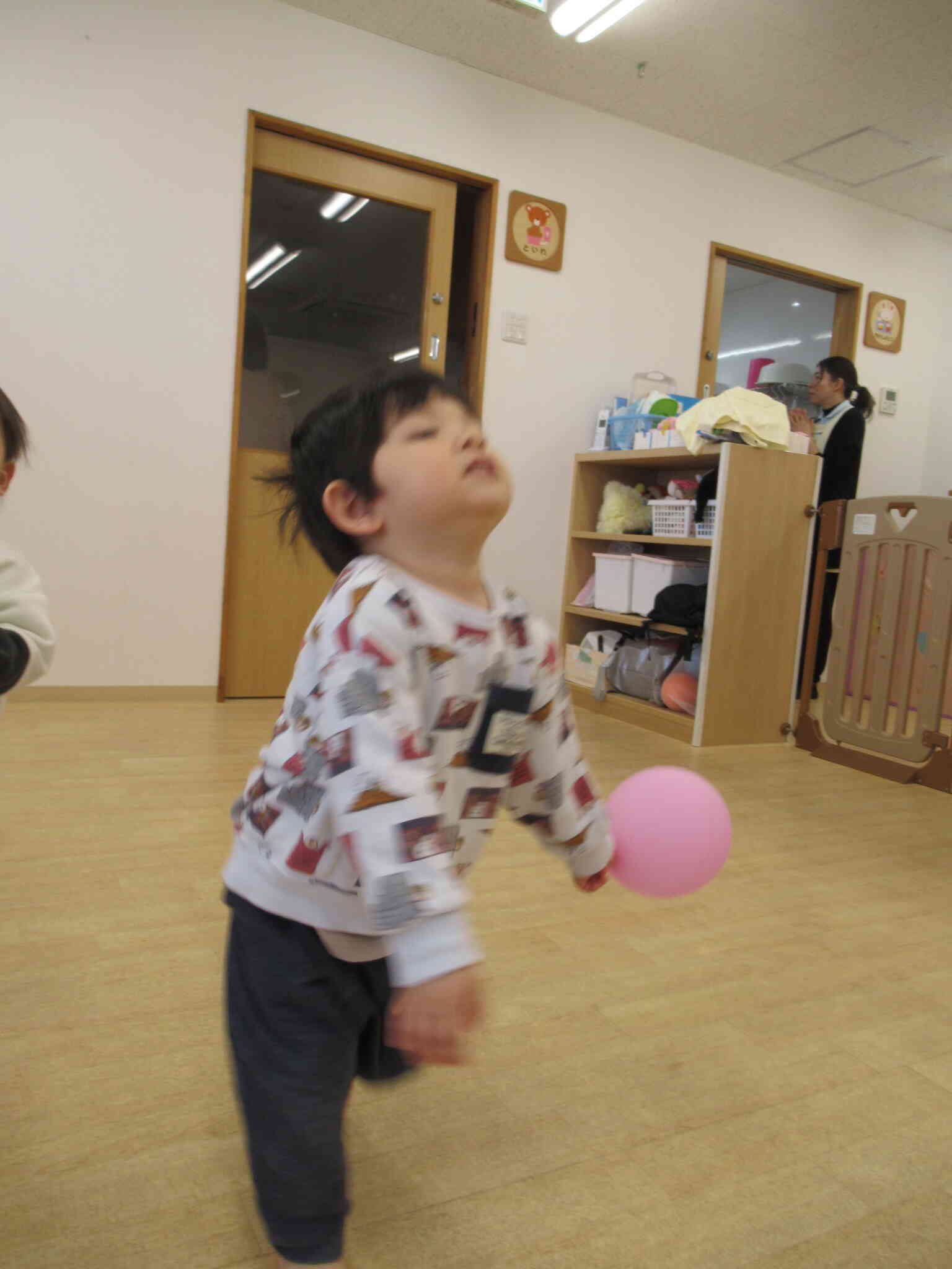 上に投げるよ～