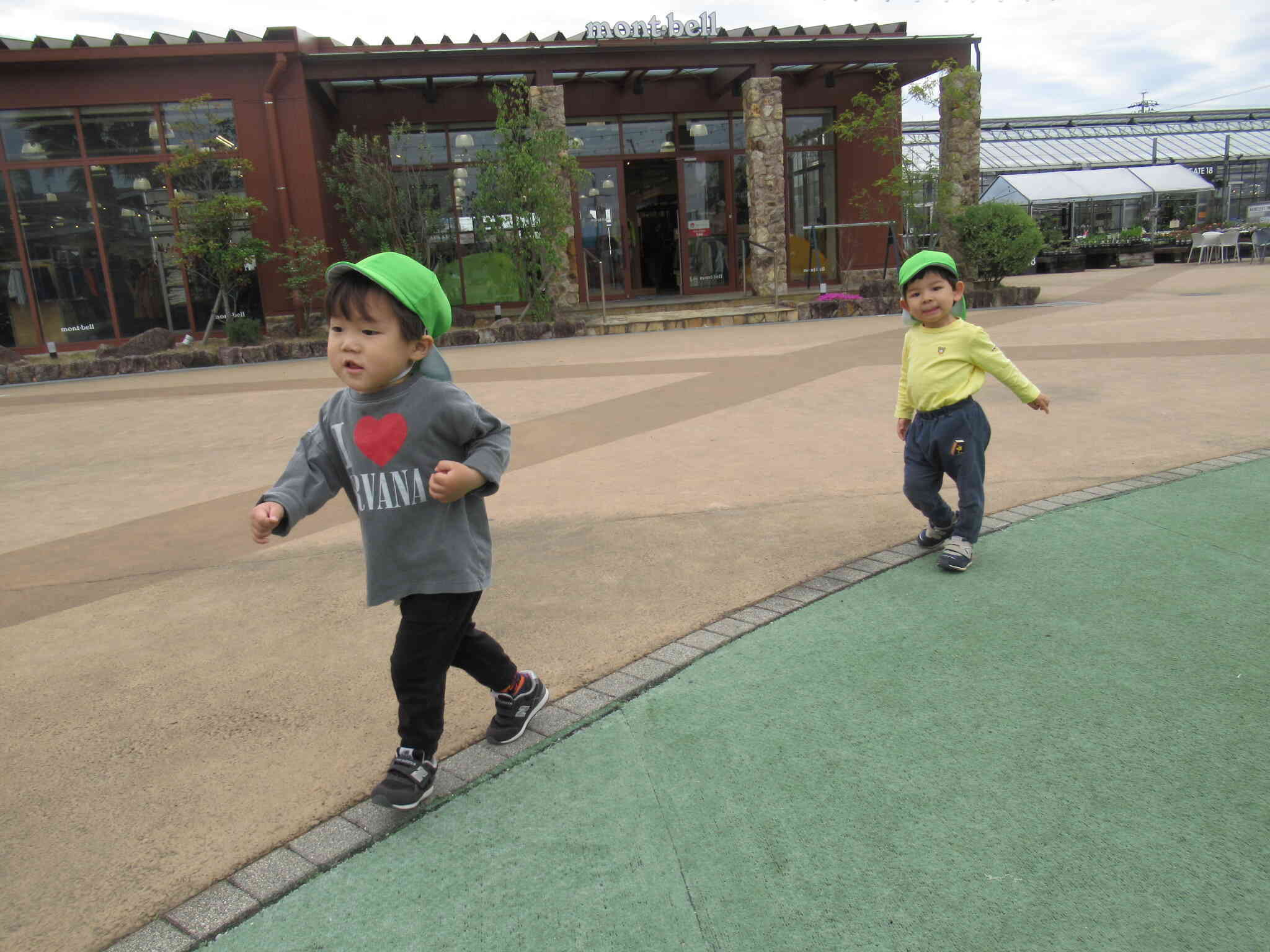 エミノワへおさんぽに行ったよ(^^♪