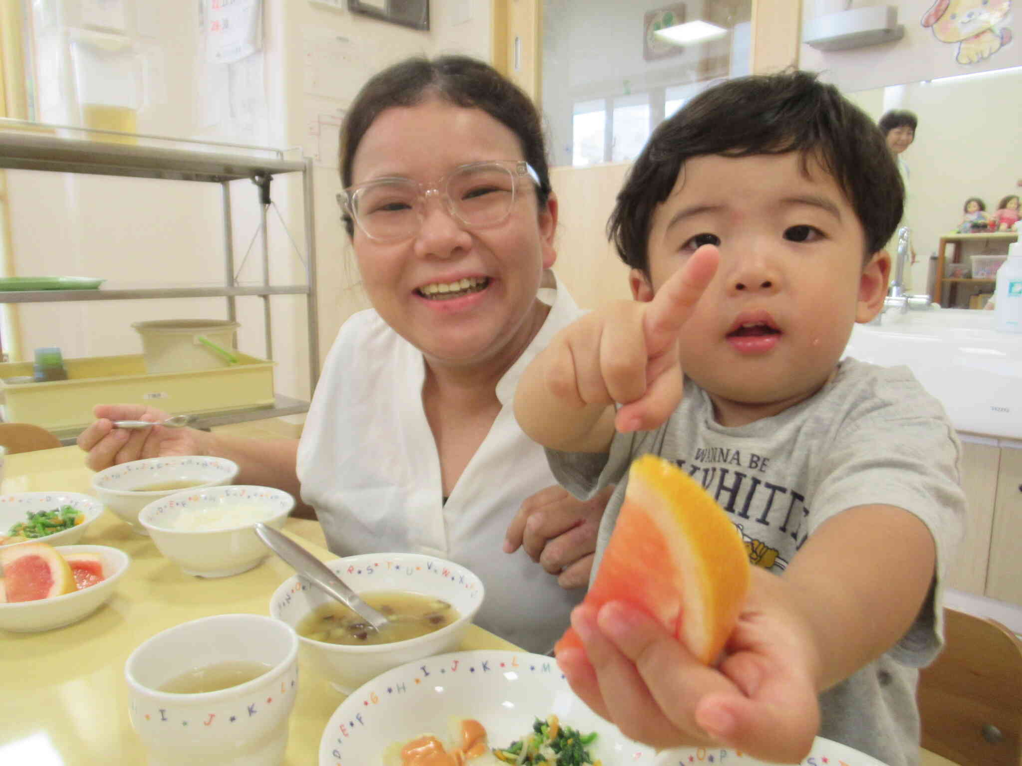 給食試食会(1.2歳児クラス)