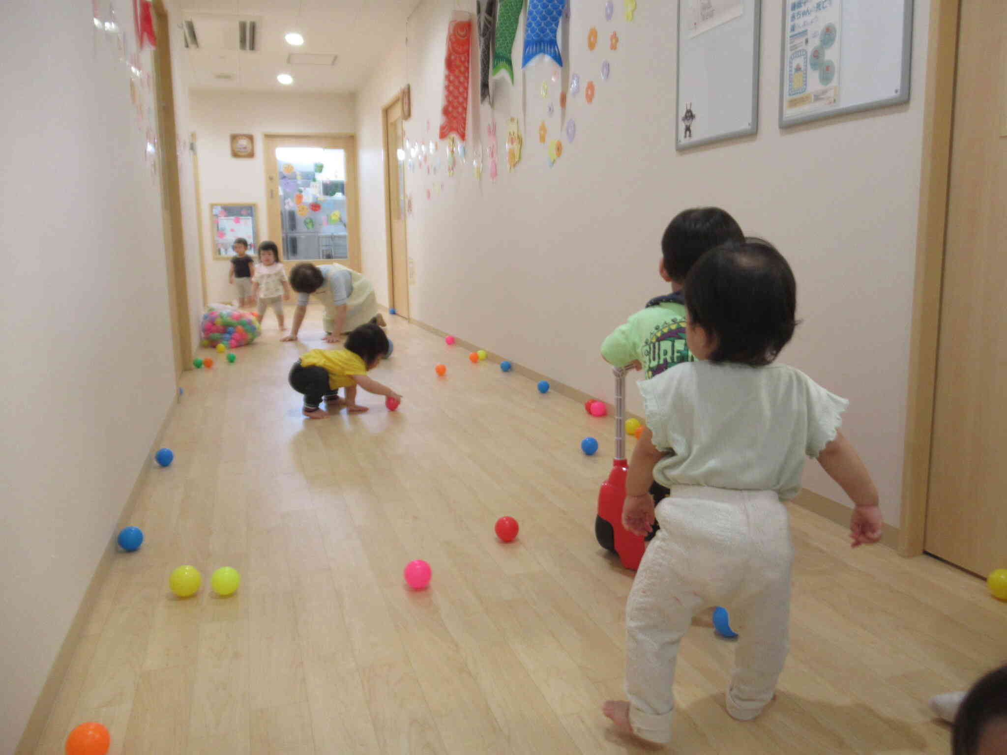 ボールまてまて～