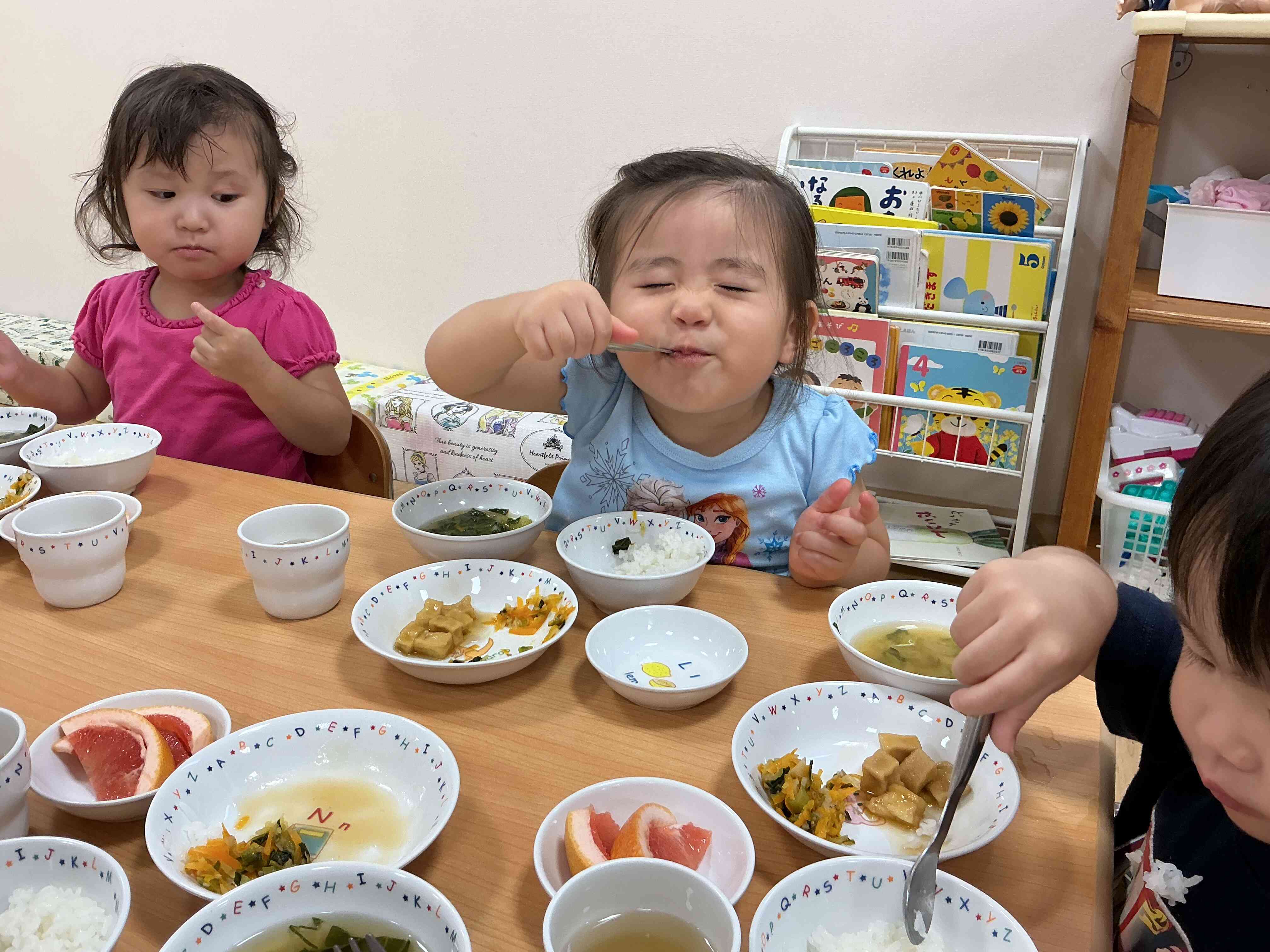 ☆給食の様子☆