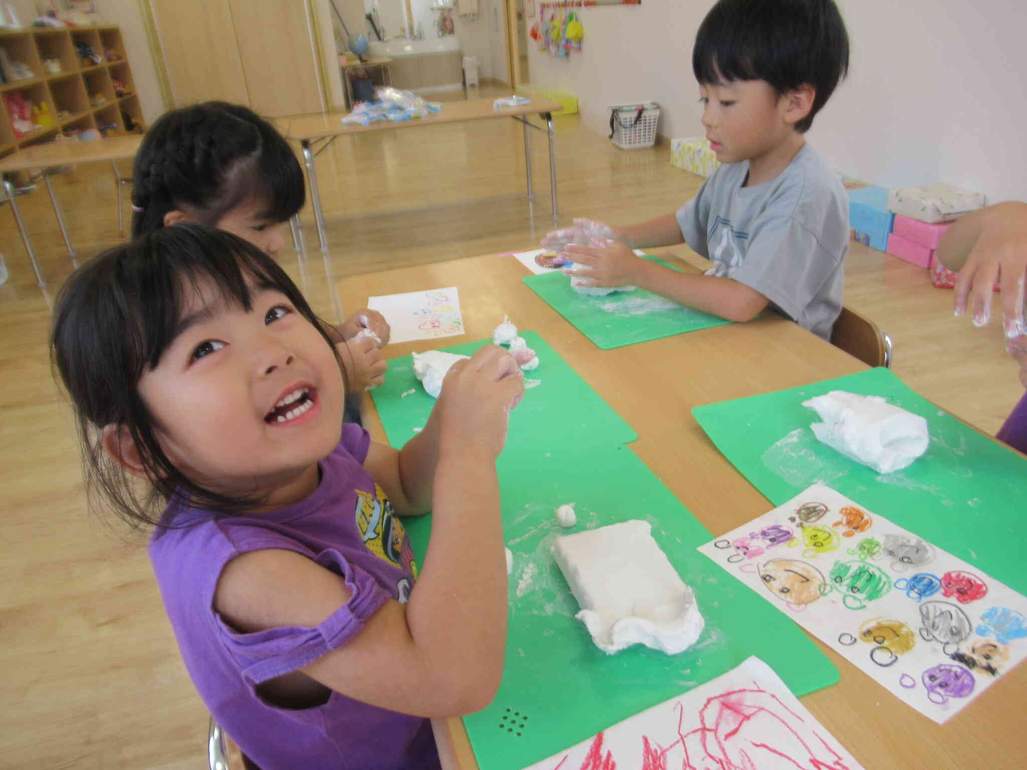 造形遊び☆紙粘土