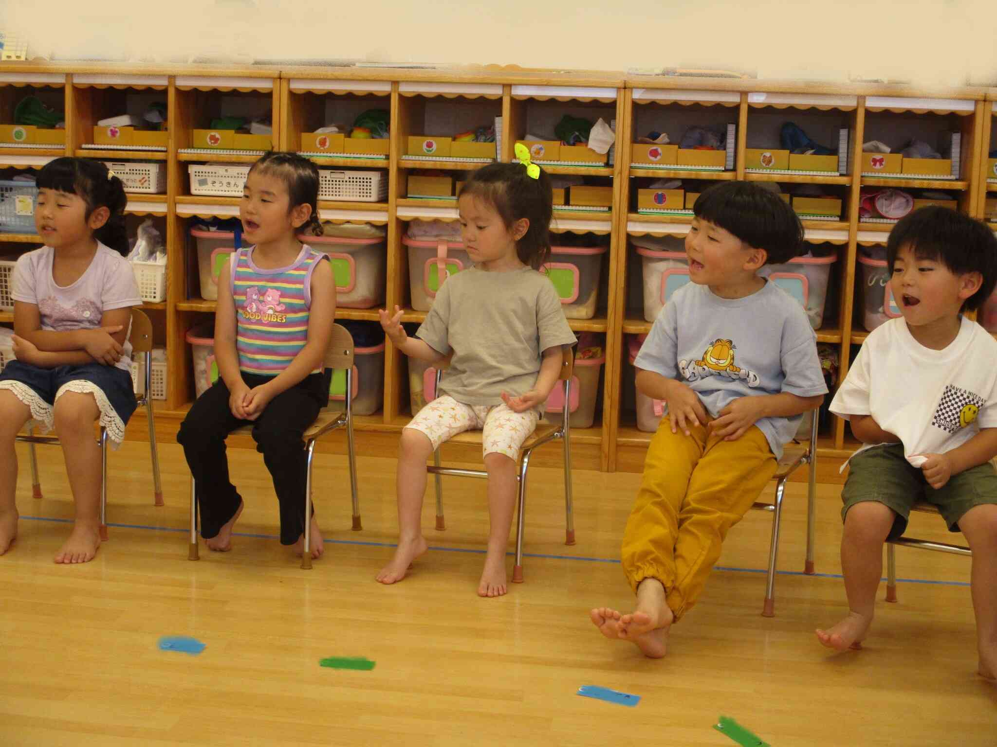 大きな声で歌ってみよう。