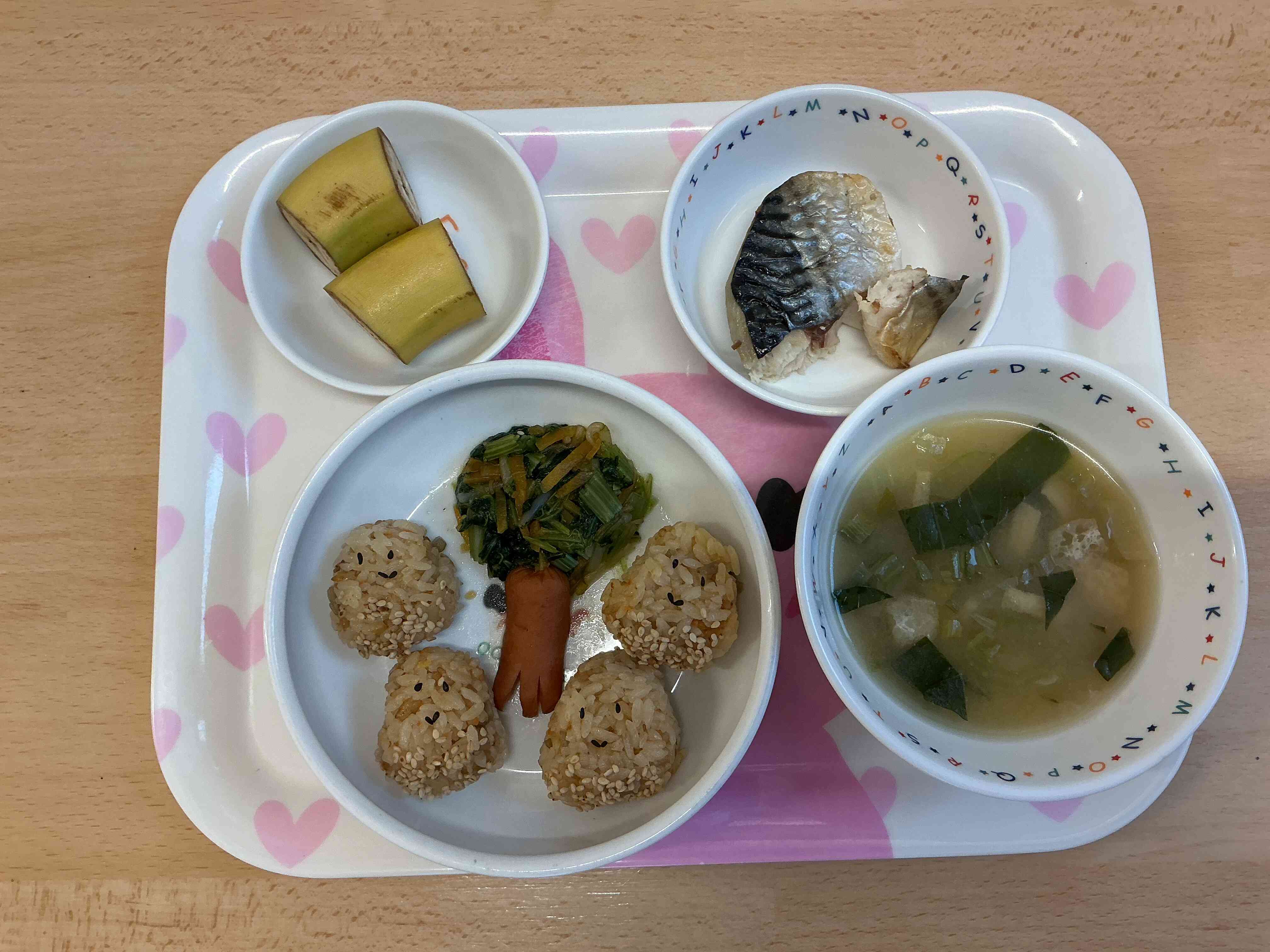 11月28日 金曜日 デコレーション給食