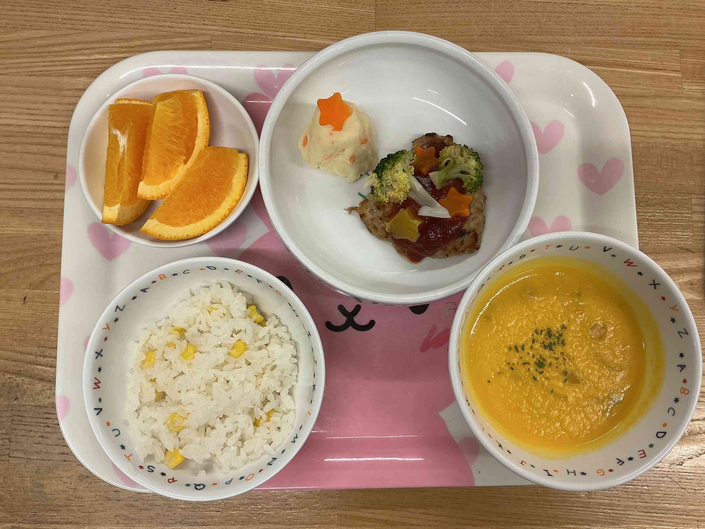 12月12日 金曜日 デコレーション給食