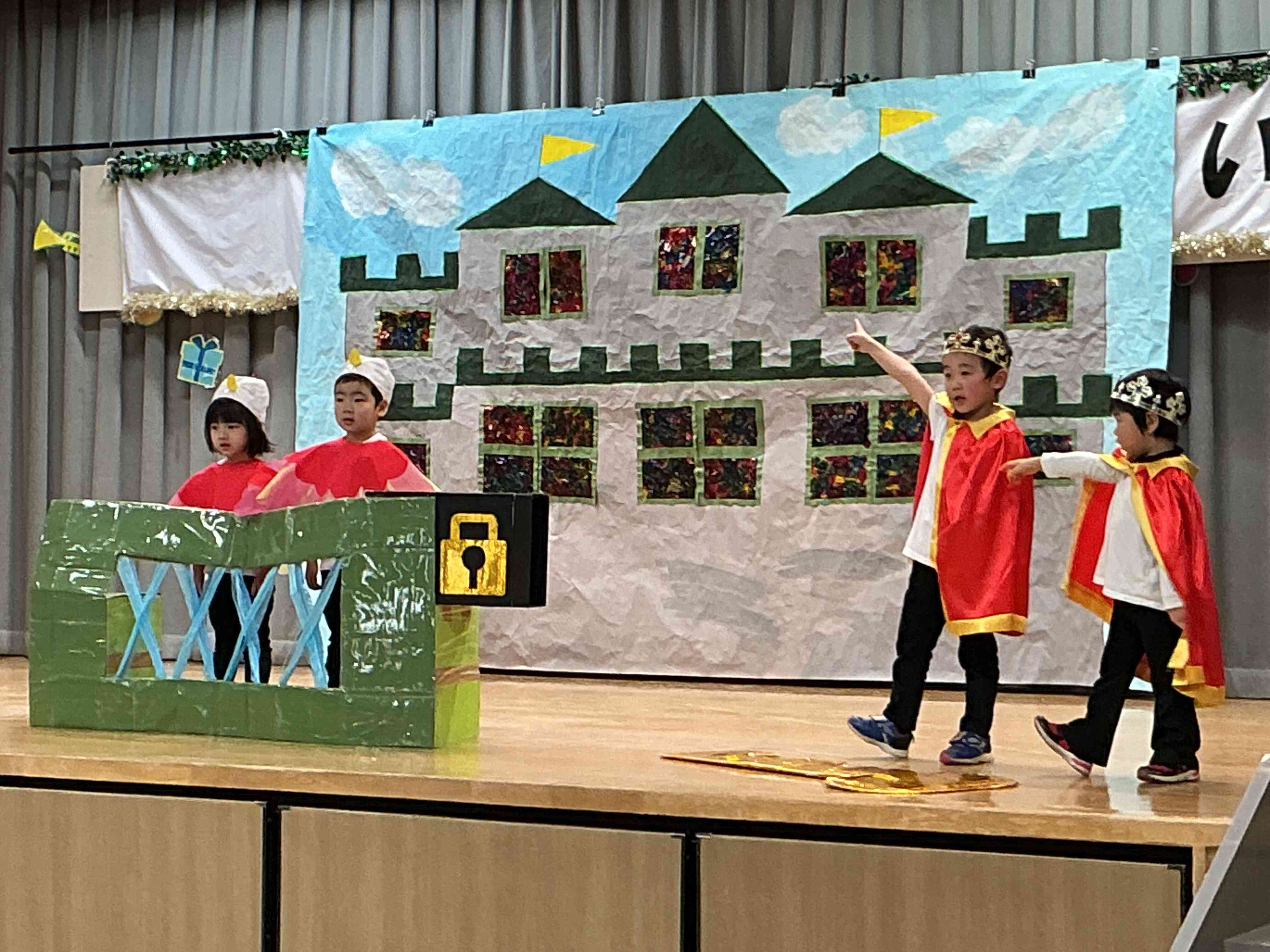 役になりきって演じました