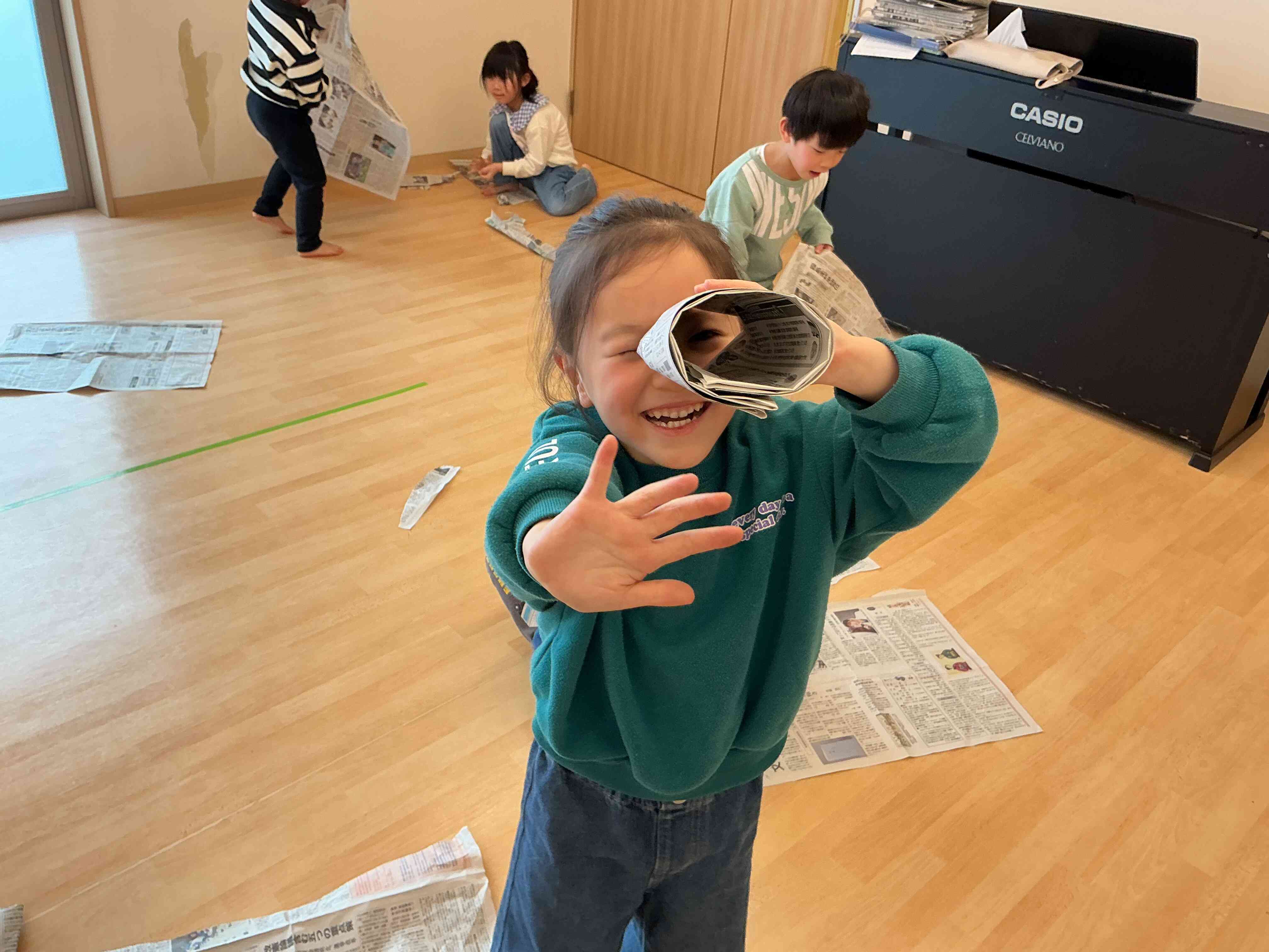 新聞遊び（りす・ぱんだ・きりん組）