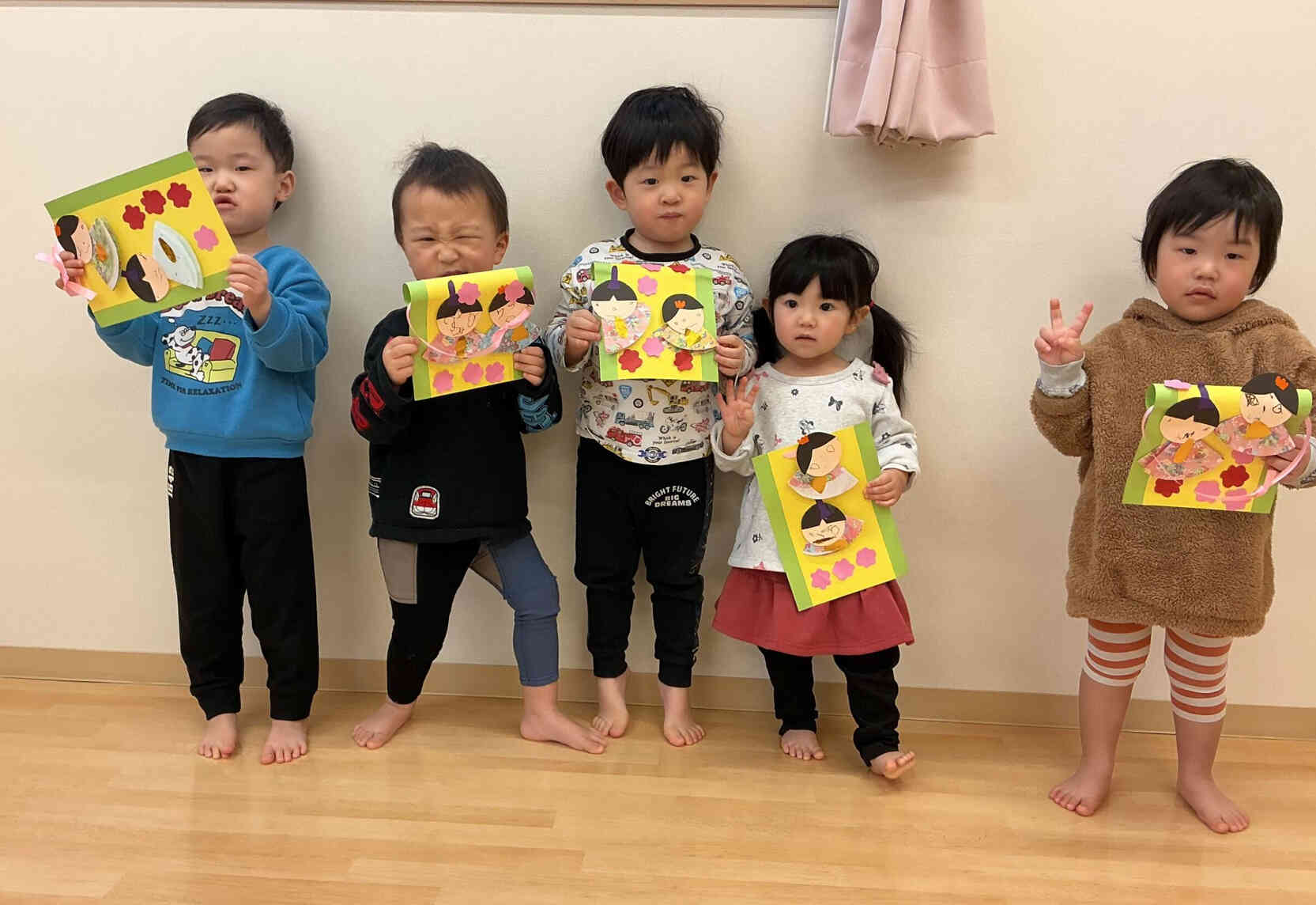 ひな人形製作（うさぎ組）