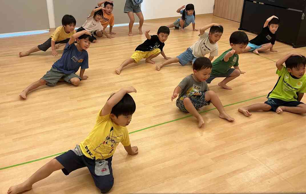 今年度からダンス教室がスタートしました