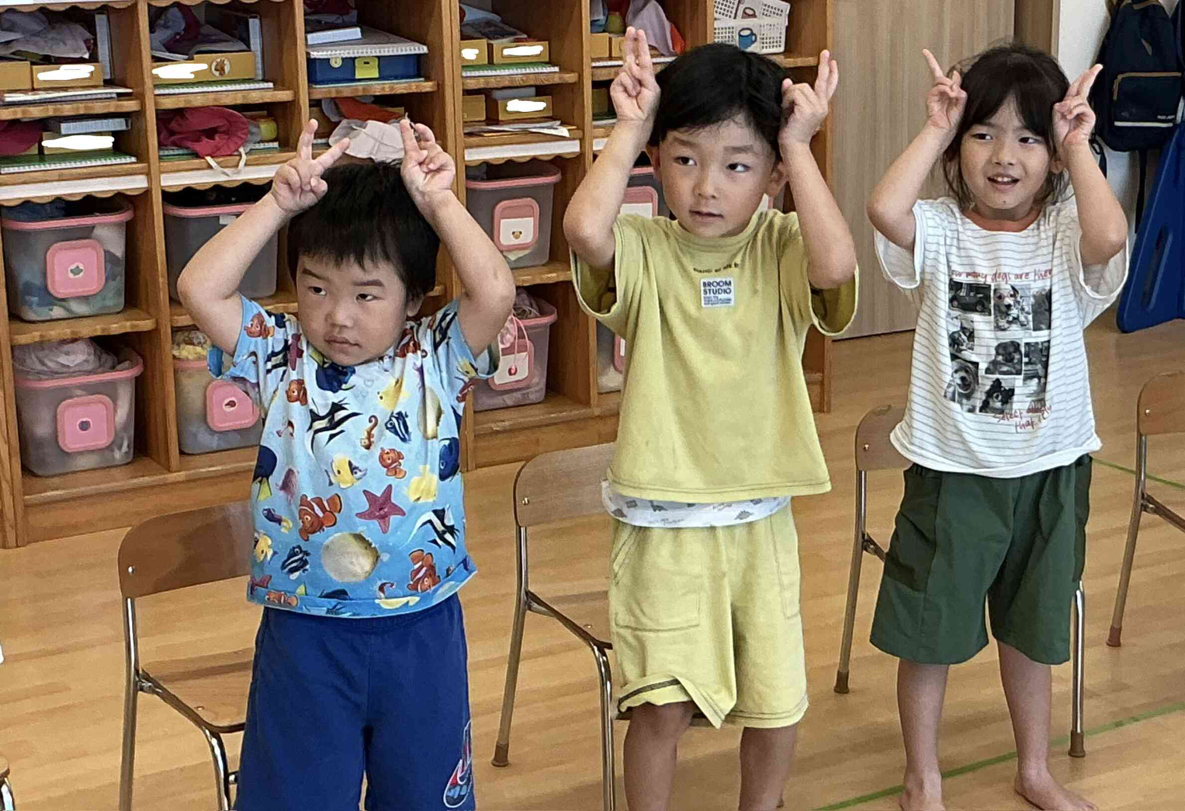 英語教室（3歳児りす組、4歳児ぱんだ組、5歳児きりん組）