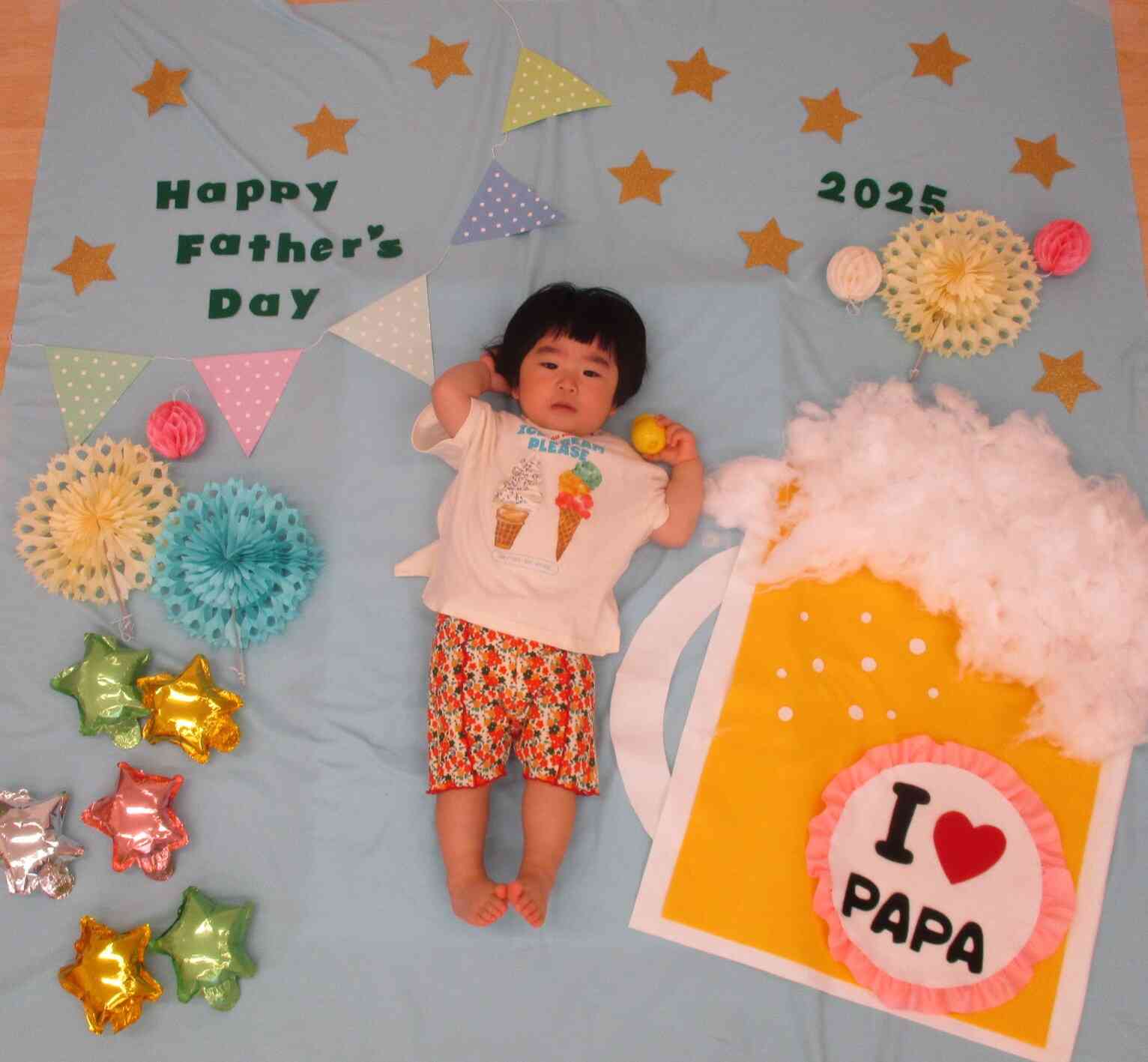 上手に写真撮れたね！あひる組（1歳児）