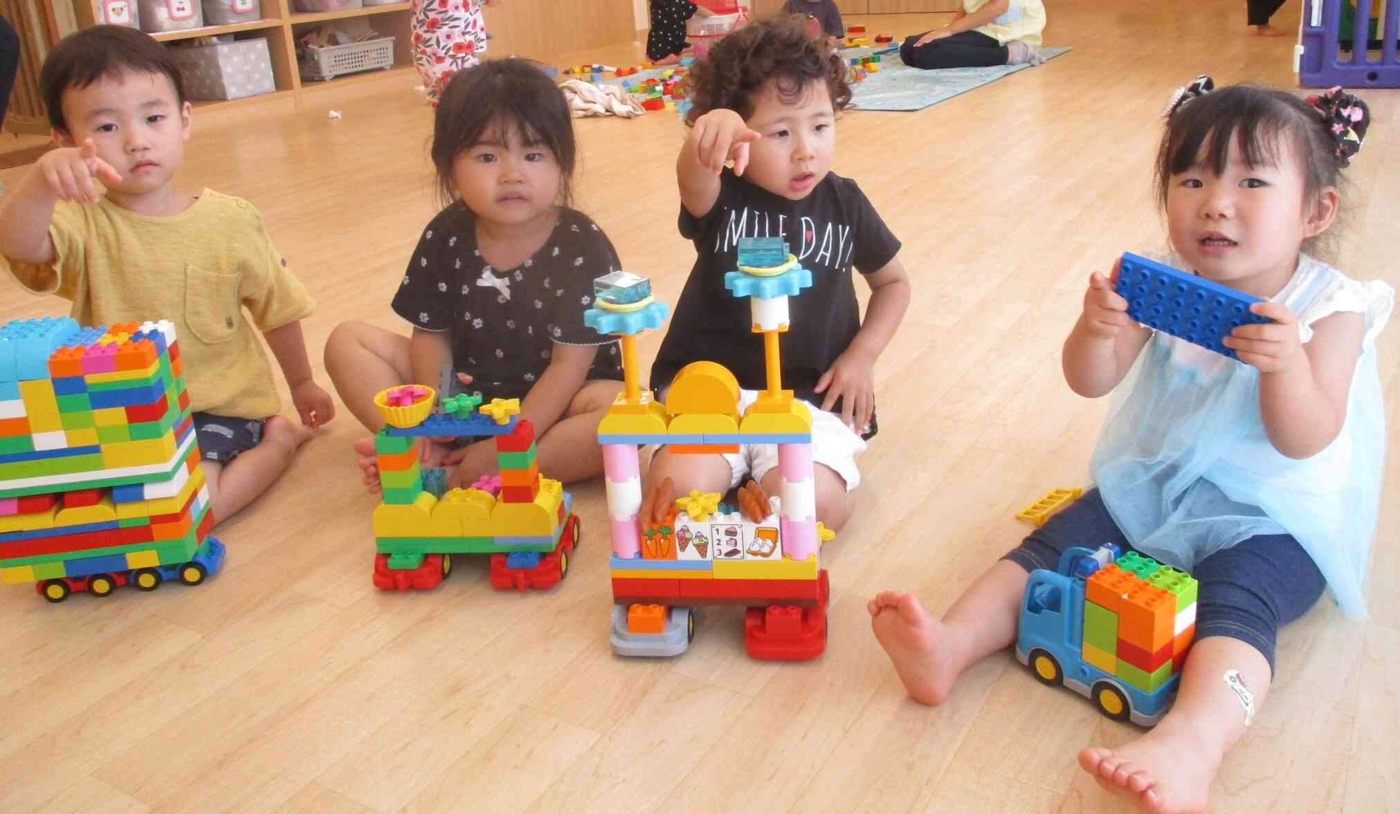 うさぎ組（2歳児）レゴブロック遊び＆ゆりの木保育園身体測定