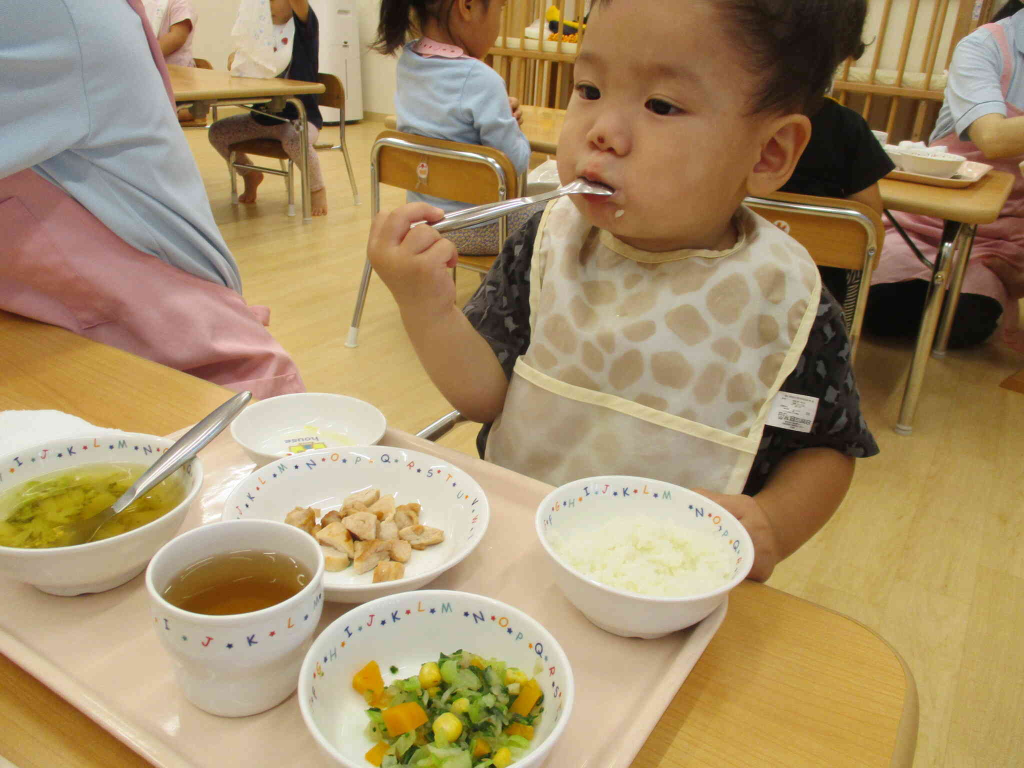 上手に食べれるようになったよ！