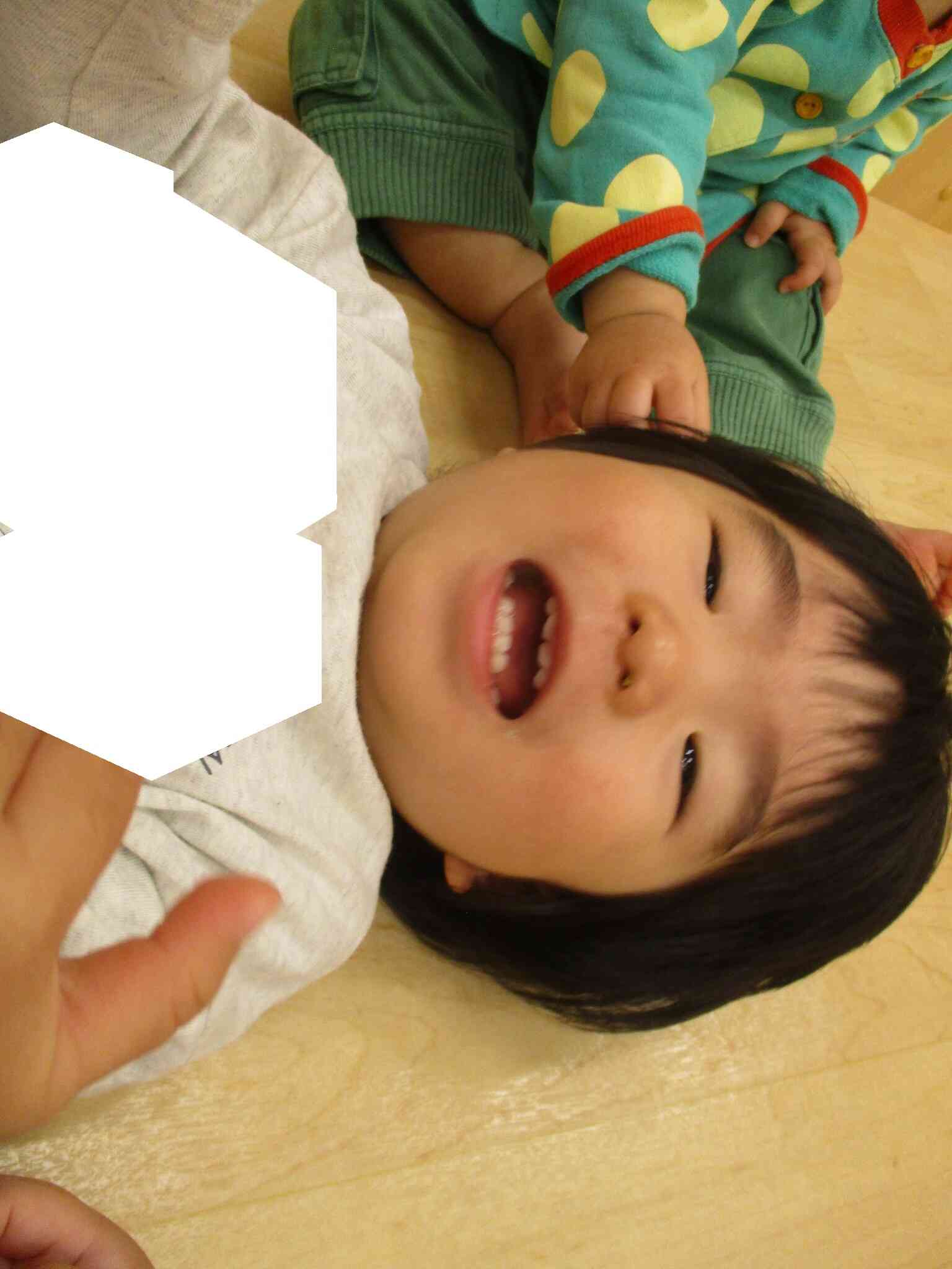 先生と手遊び楽しいな。