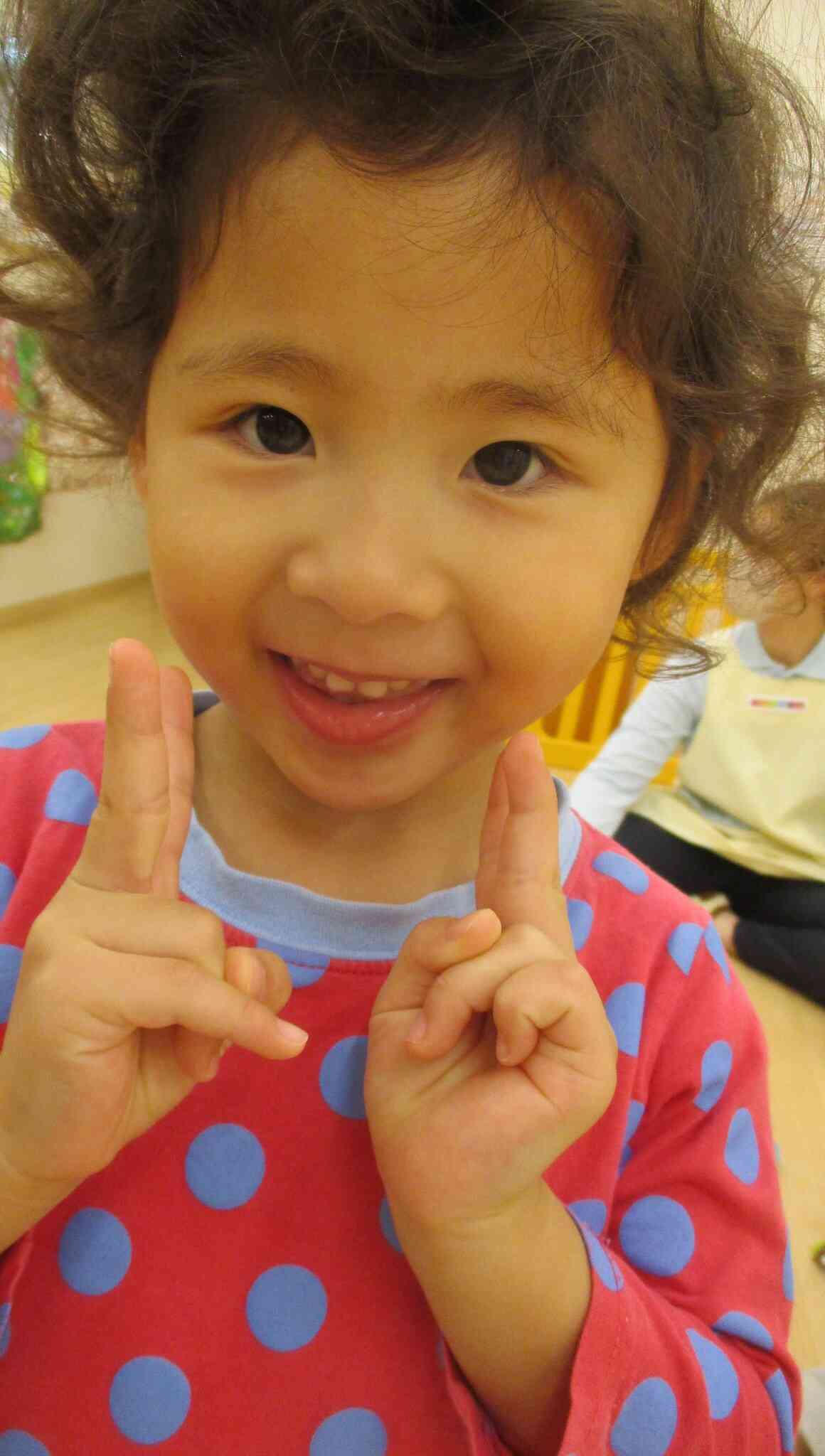 カメラに向かってハイポーズ！