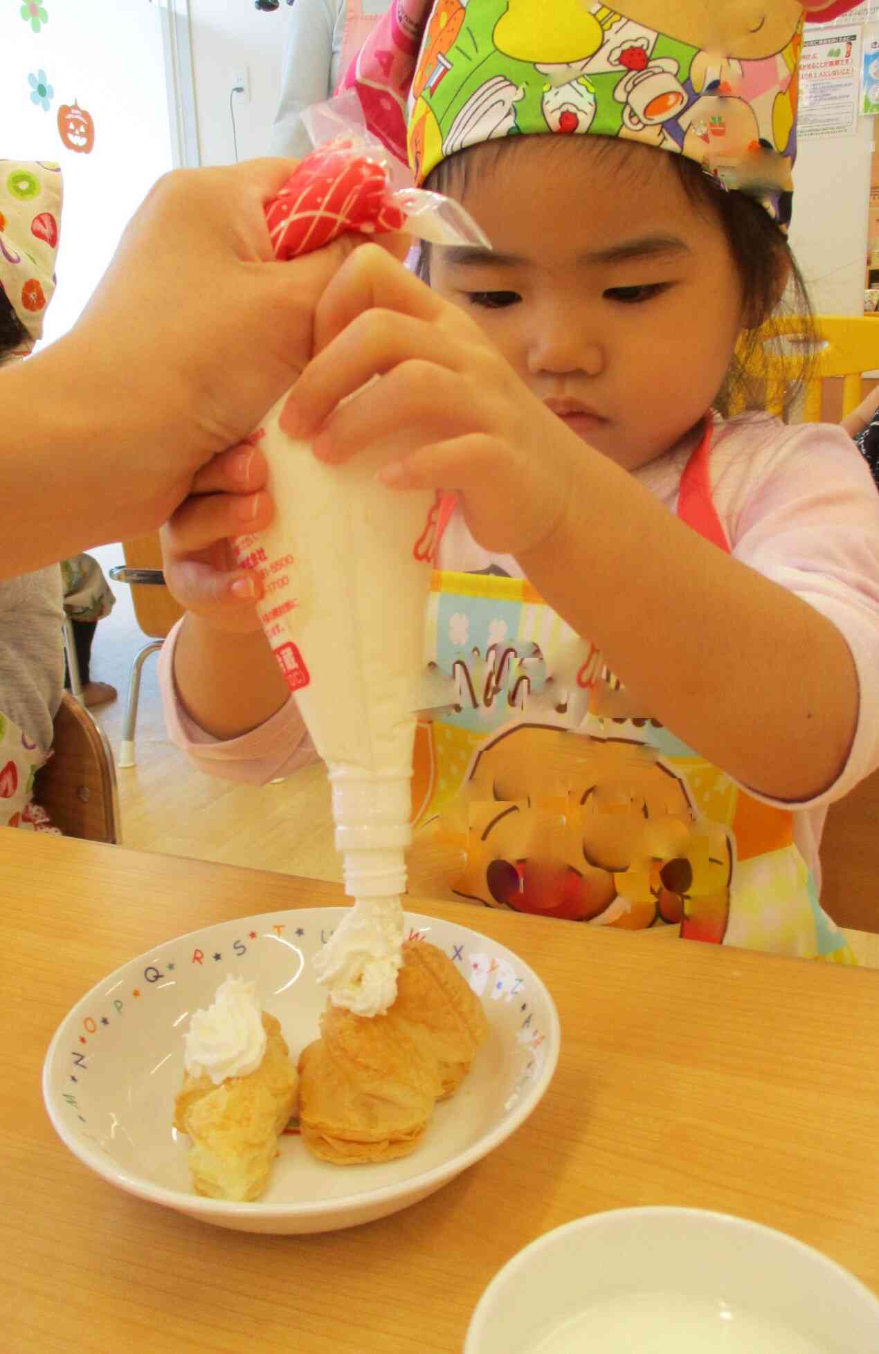 ホイップクリームを絞ったよ！