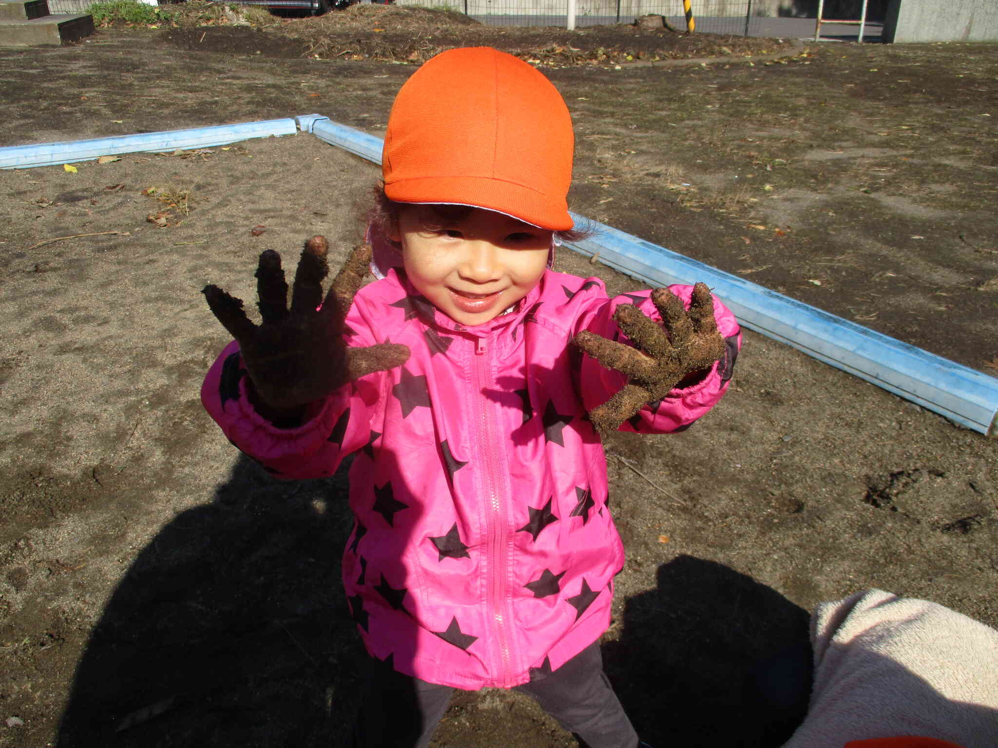 手が真っ黒になっちゃったね～