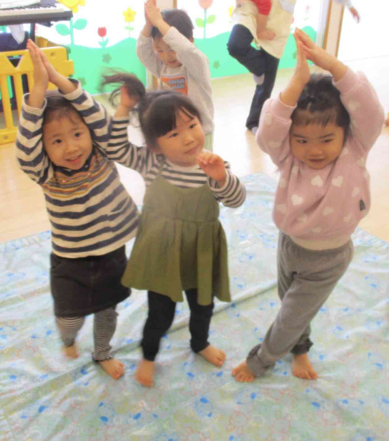 みんなでヨガをしたよ！