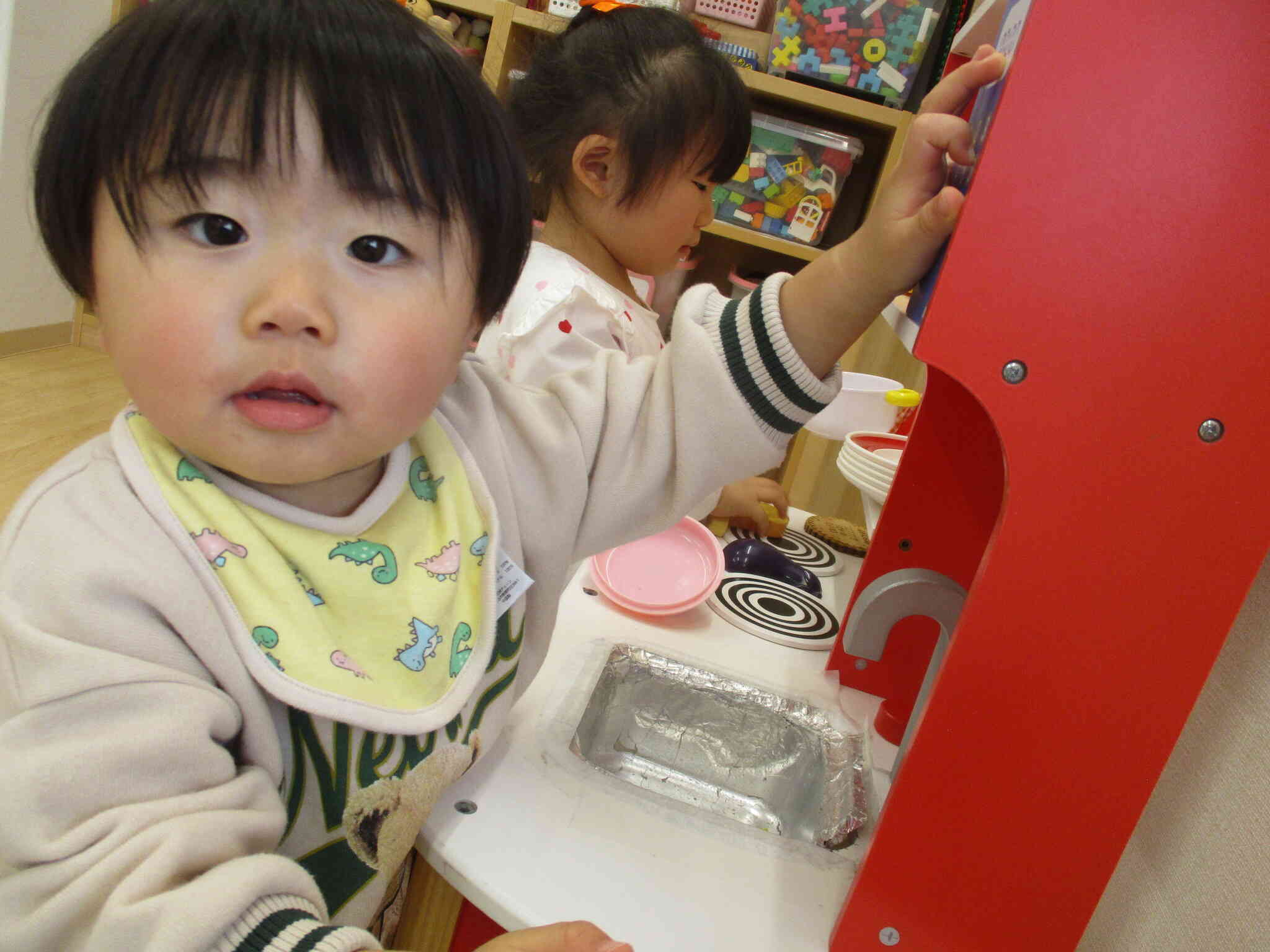 ご飯を温めているのかな？