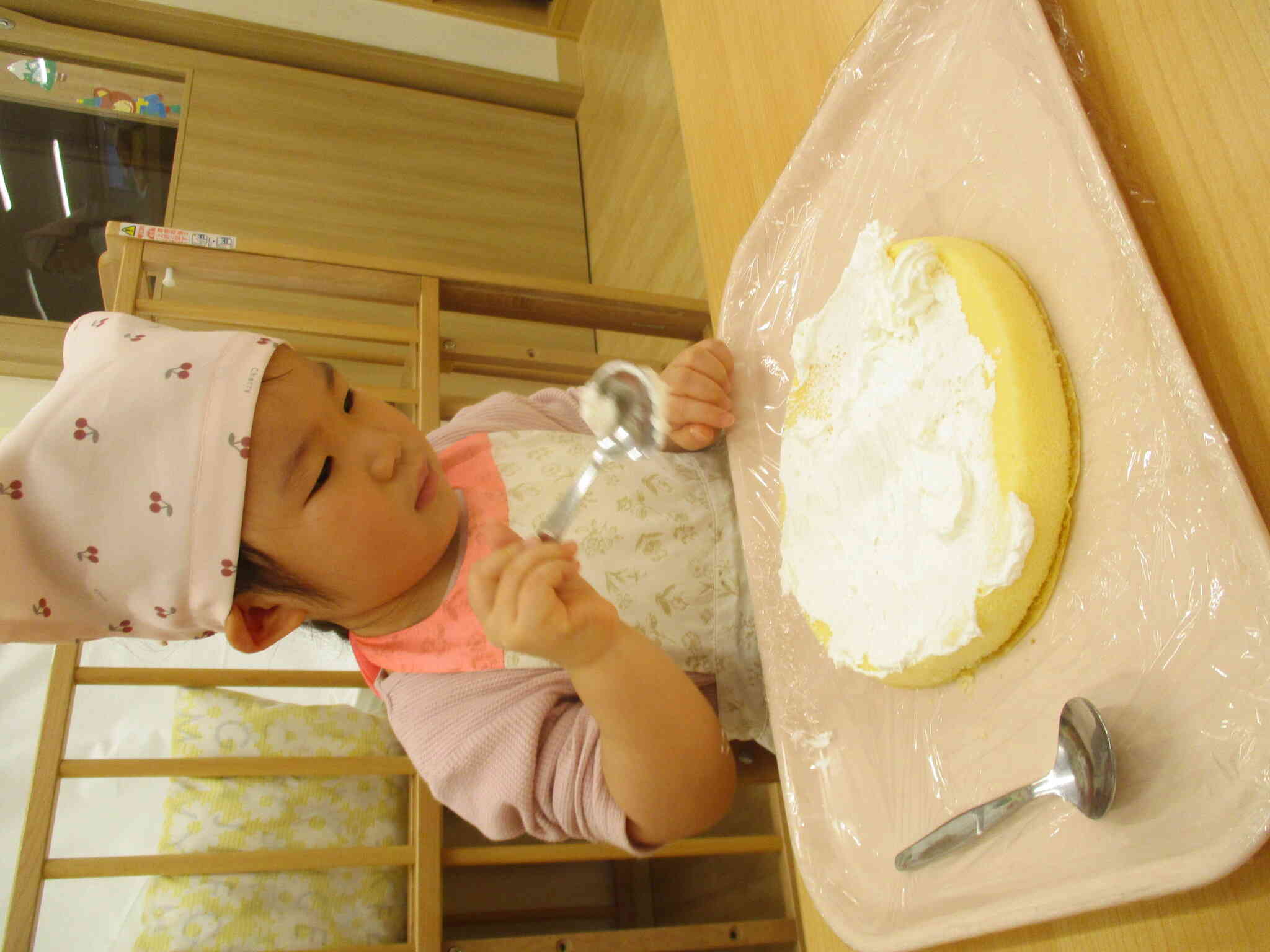 ケーキ作り始めるよ〜