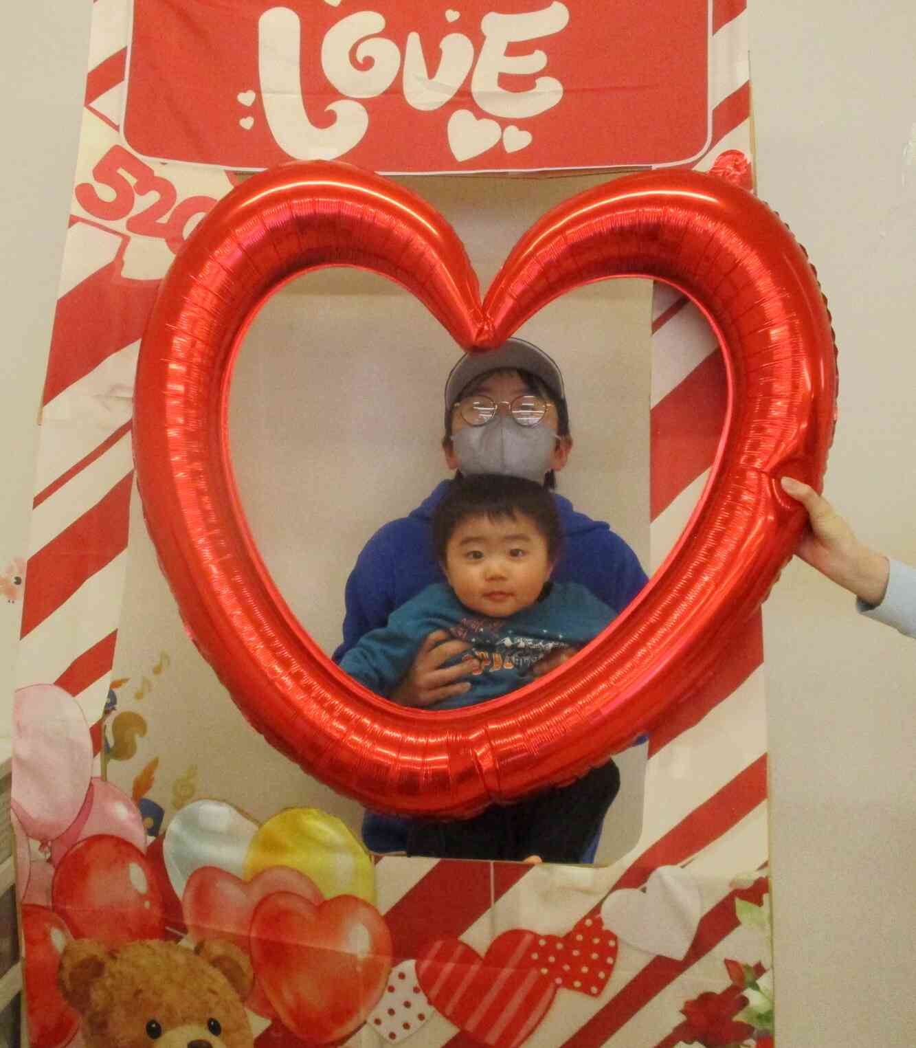 兄弟で可愛く写真撮影