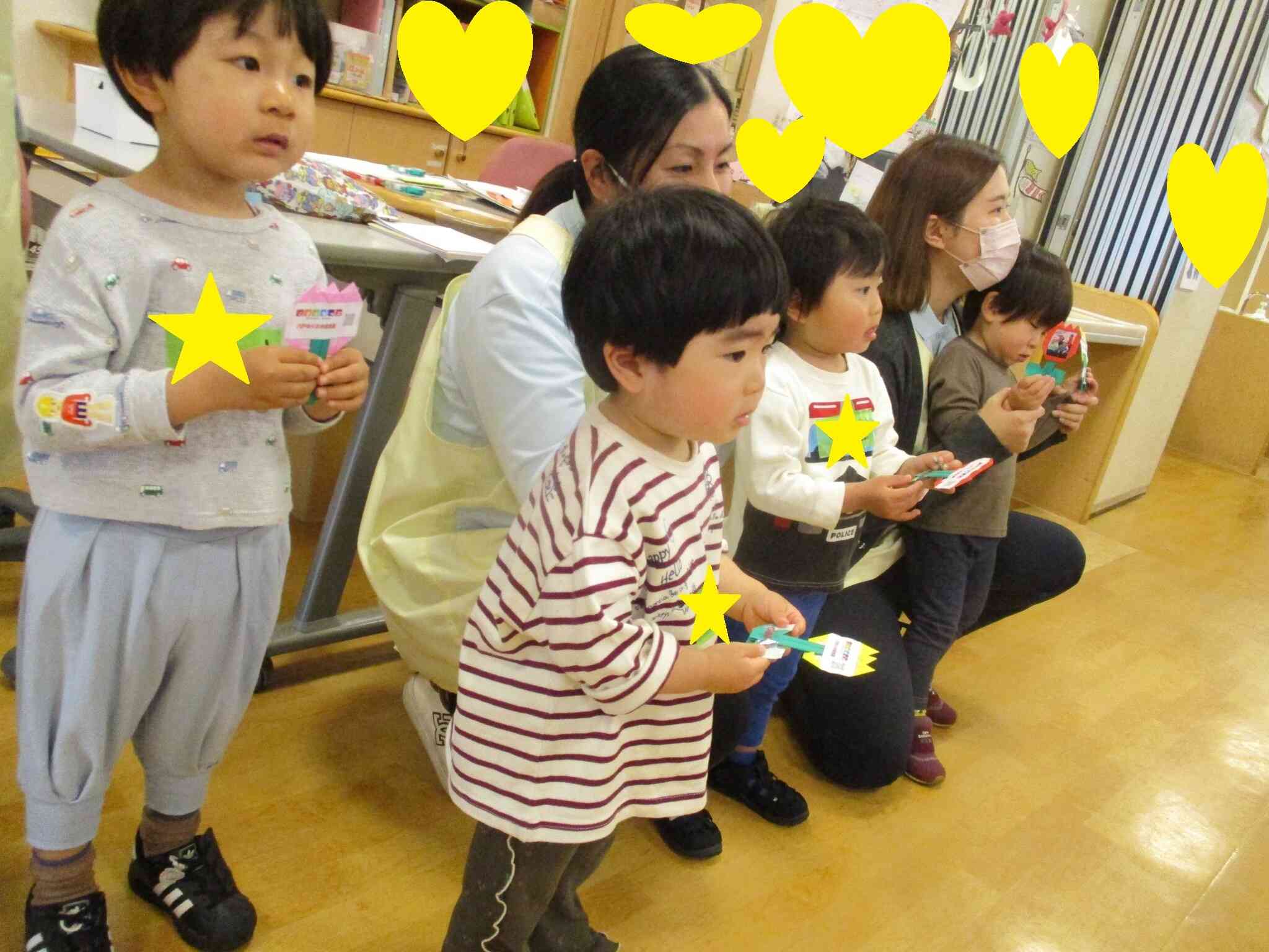 ニチイケアセンターで初めてのふれあい会　うさぎ組（２歳児）