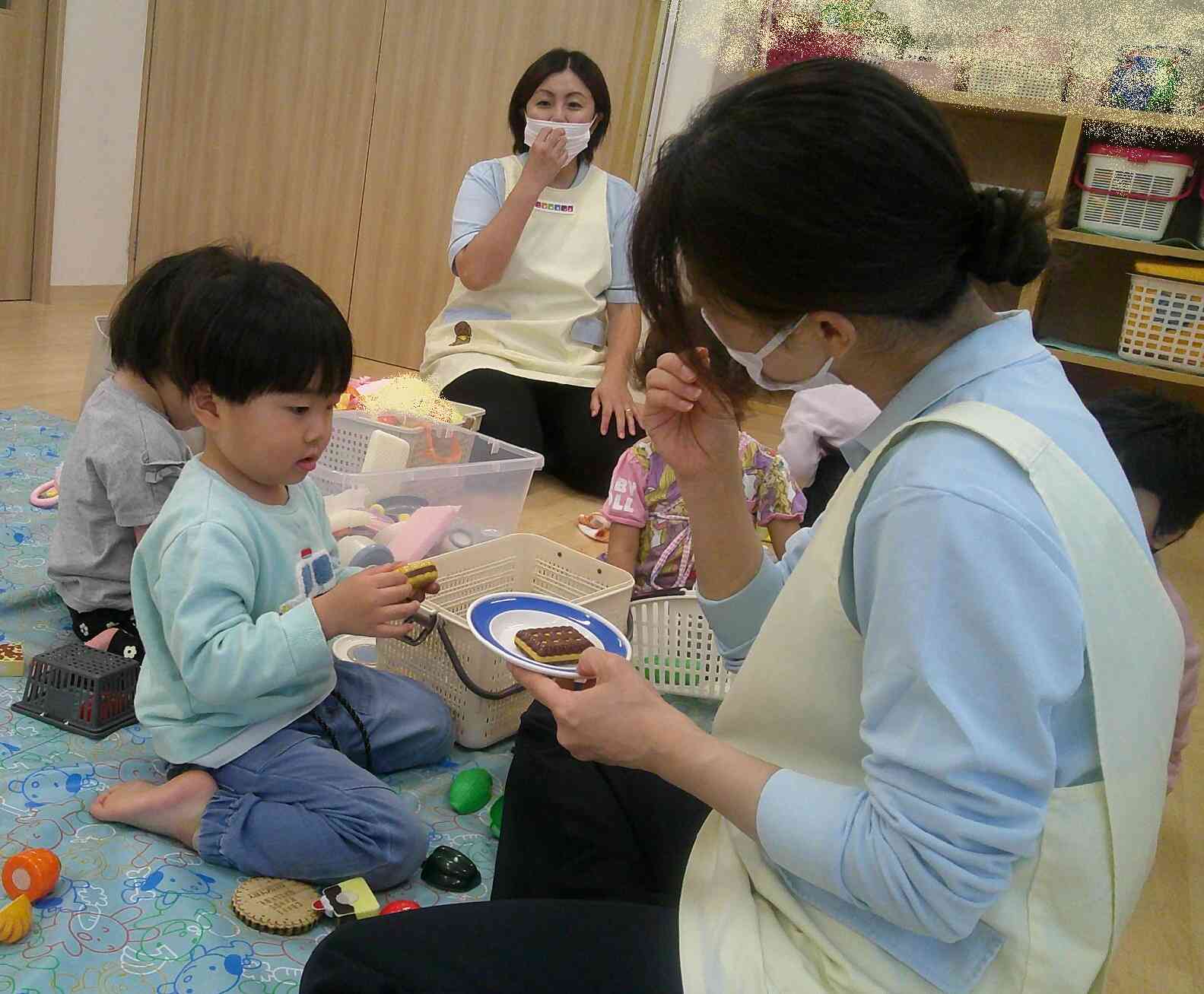 おままごとしたよ（1、2歳児）
