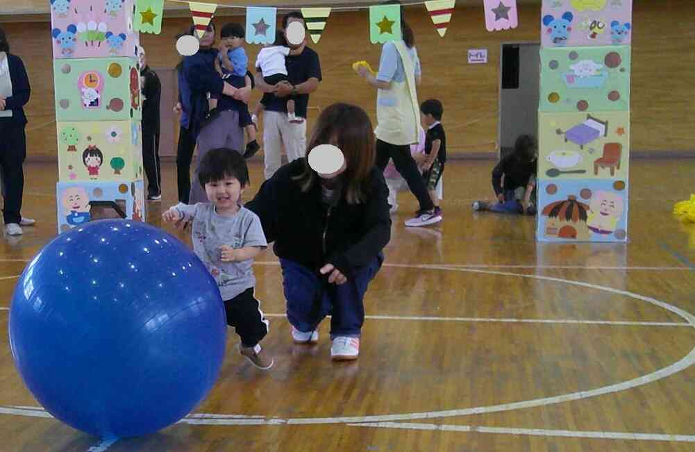 大玉転がし楽しかったよ。（運動会）