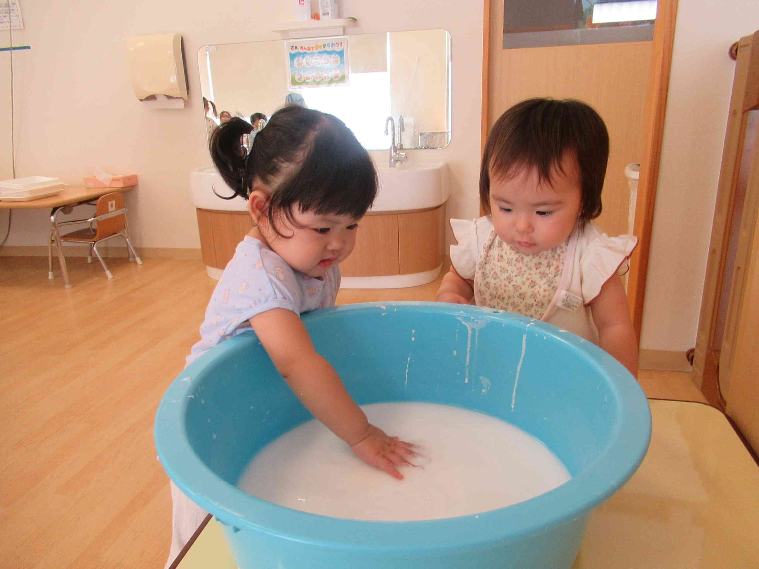 水と混ぜると.....？