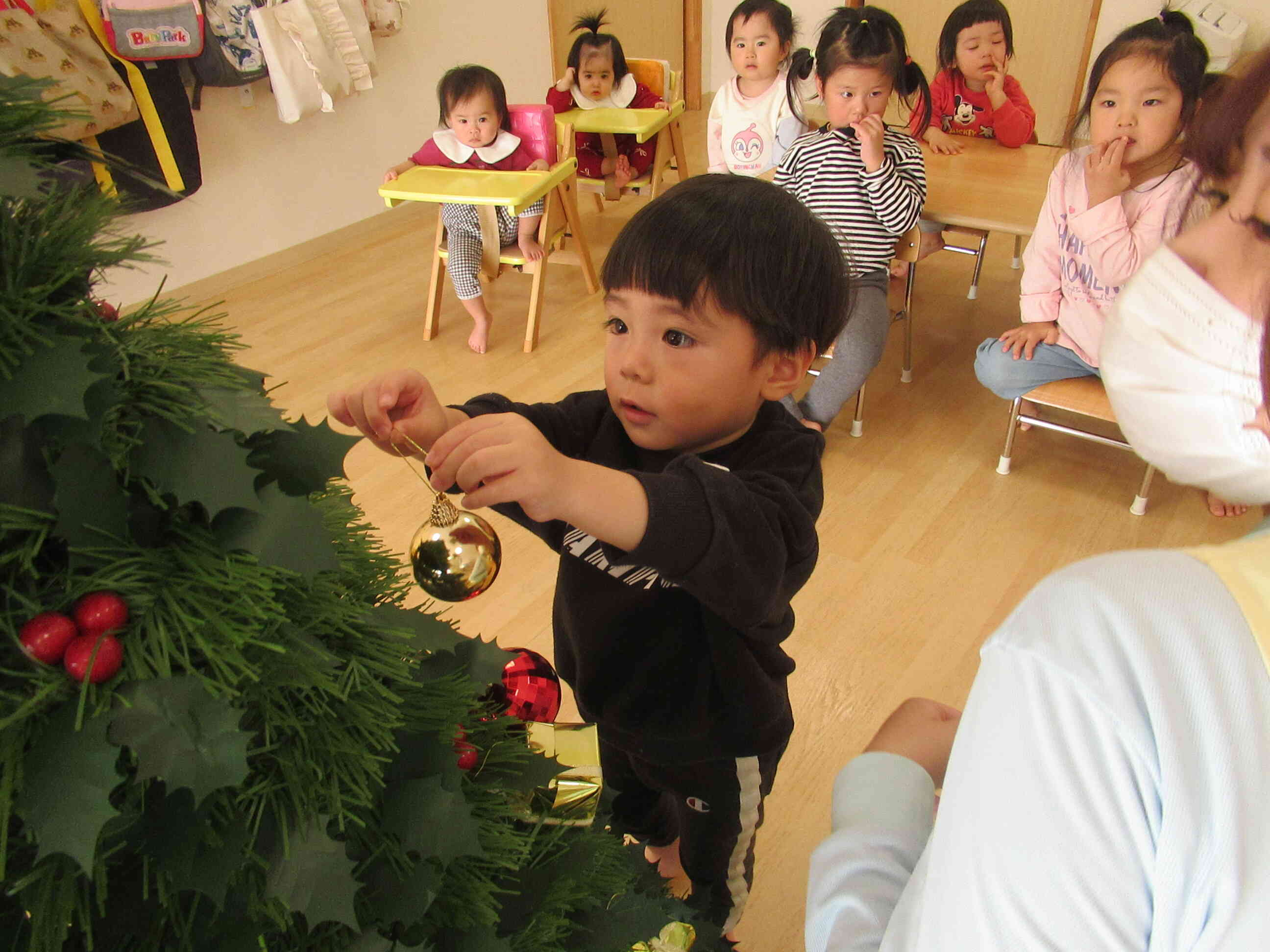 上手に飾りつけしているお友だち☆