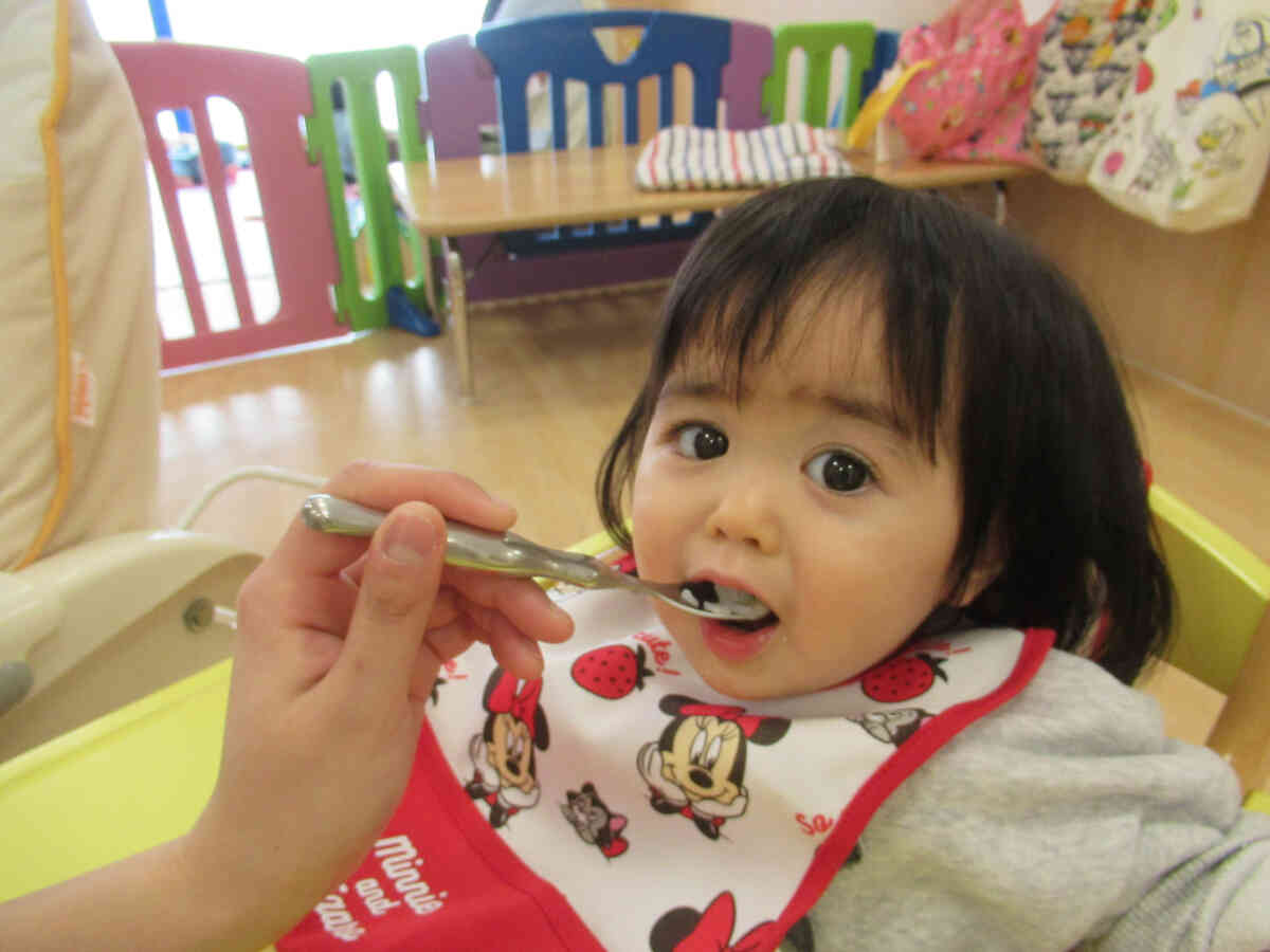 おおきなおくちであーむっ！