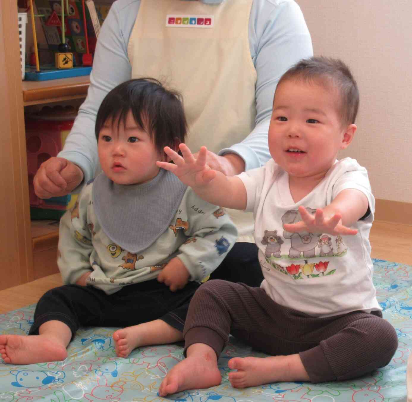 子育てひろば　英語教室